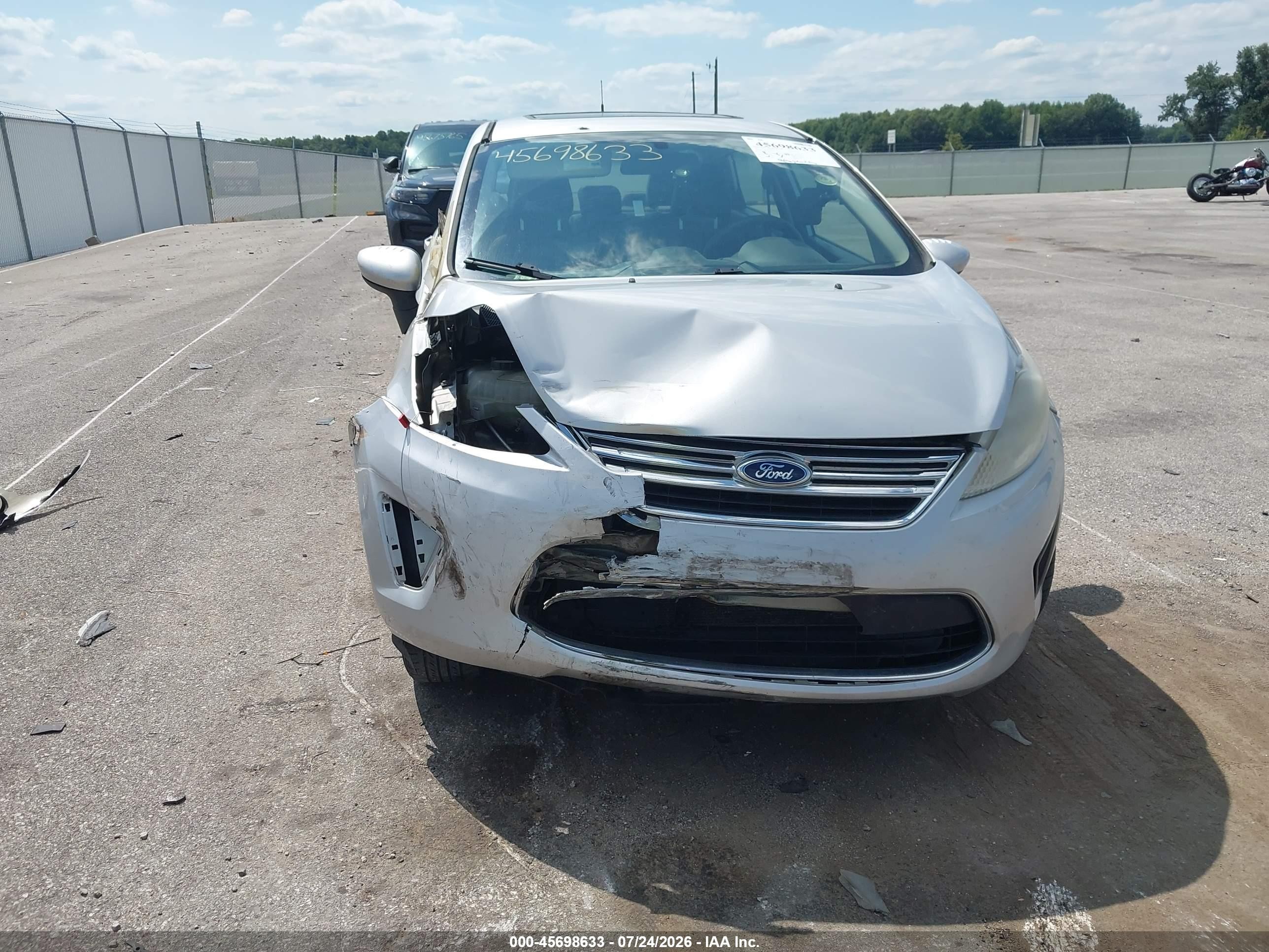 2012 Ford Fiesta Se Silver vin: 3FADP4BJ8CM207642
