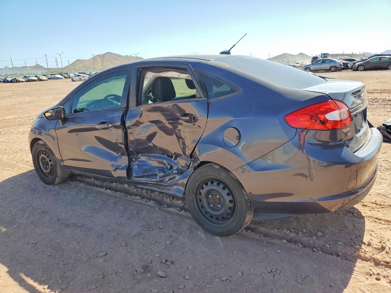 2013 Ford Fiesta Se Blue vin: 3FADP4BJ8DM116839
