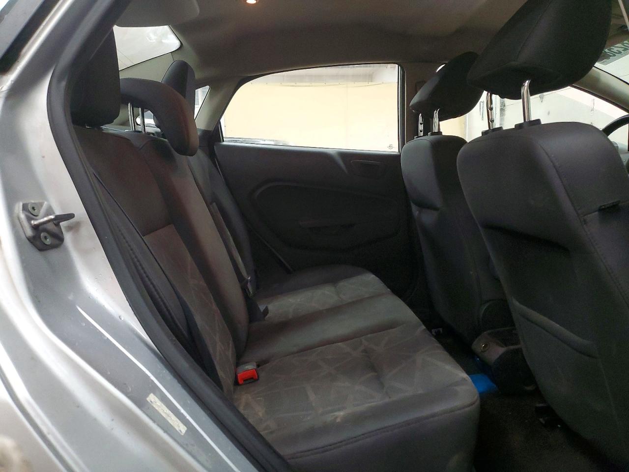 2013 Ford Fiesta Se Silver vin: 3FADP4BJ8DM141112