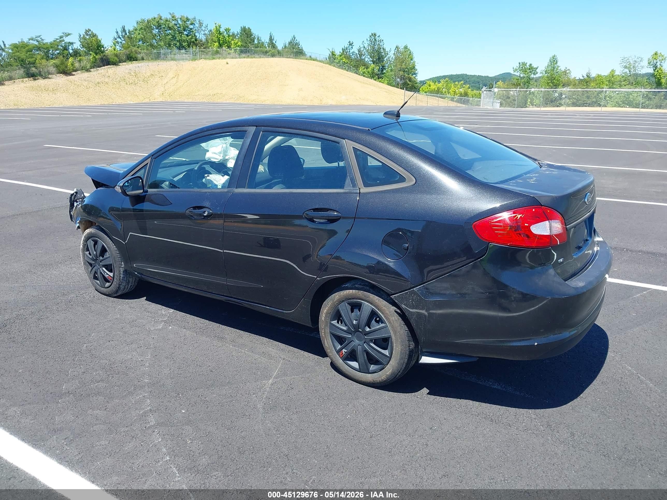 2013 Ford Fiesta Se Black vin: 3FADP4BJ8DM142115