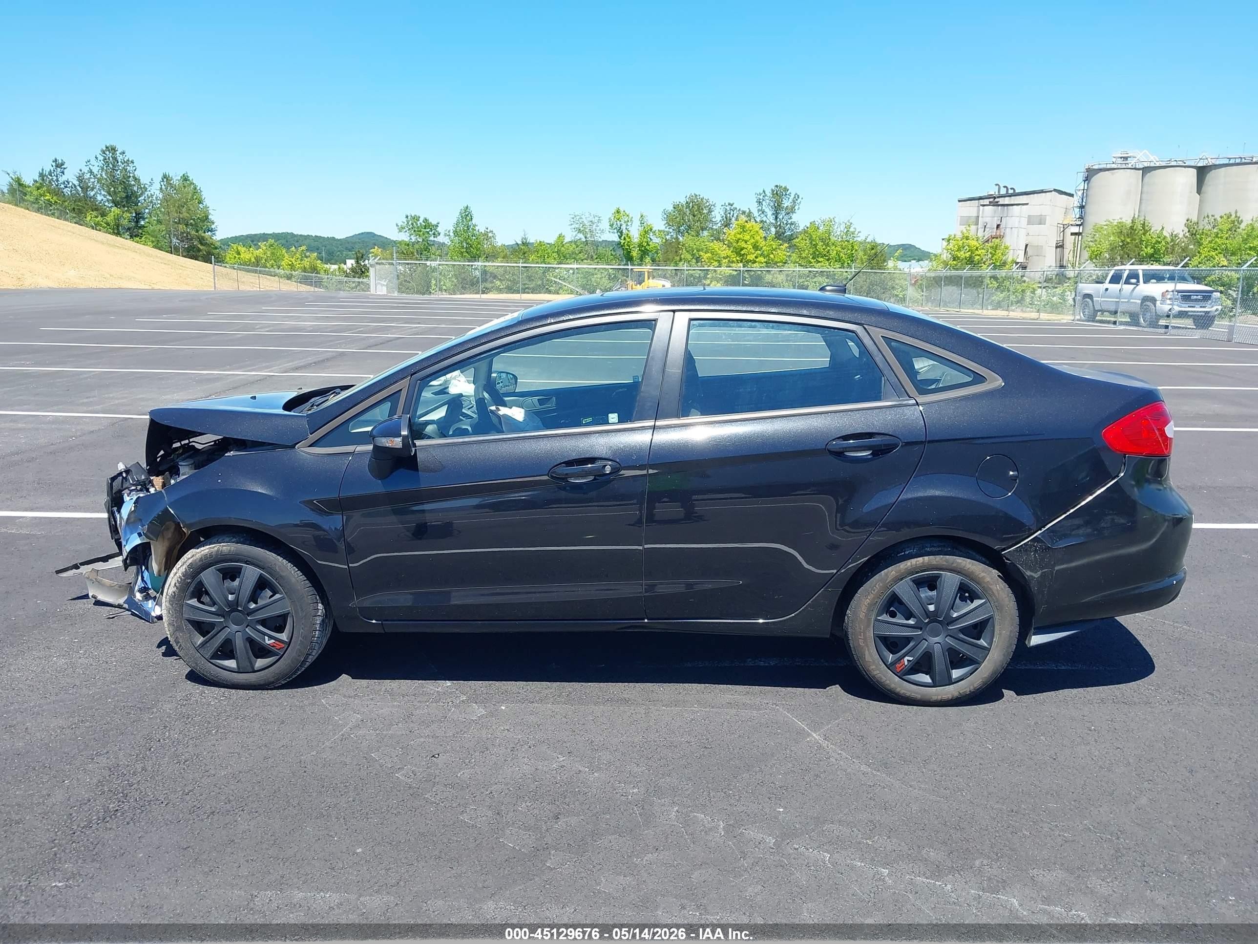 2013 Ford Fiesta Se Black vin: 3FADP4BJ8DM142115