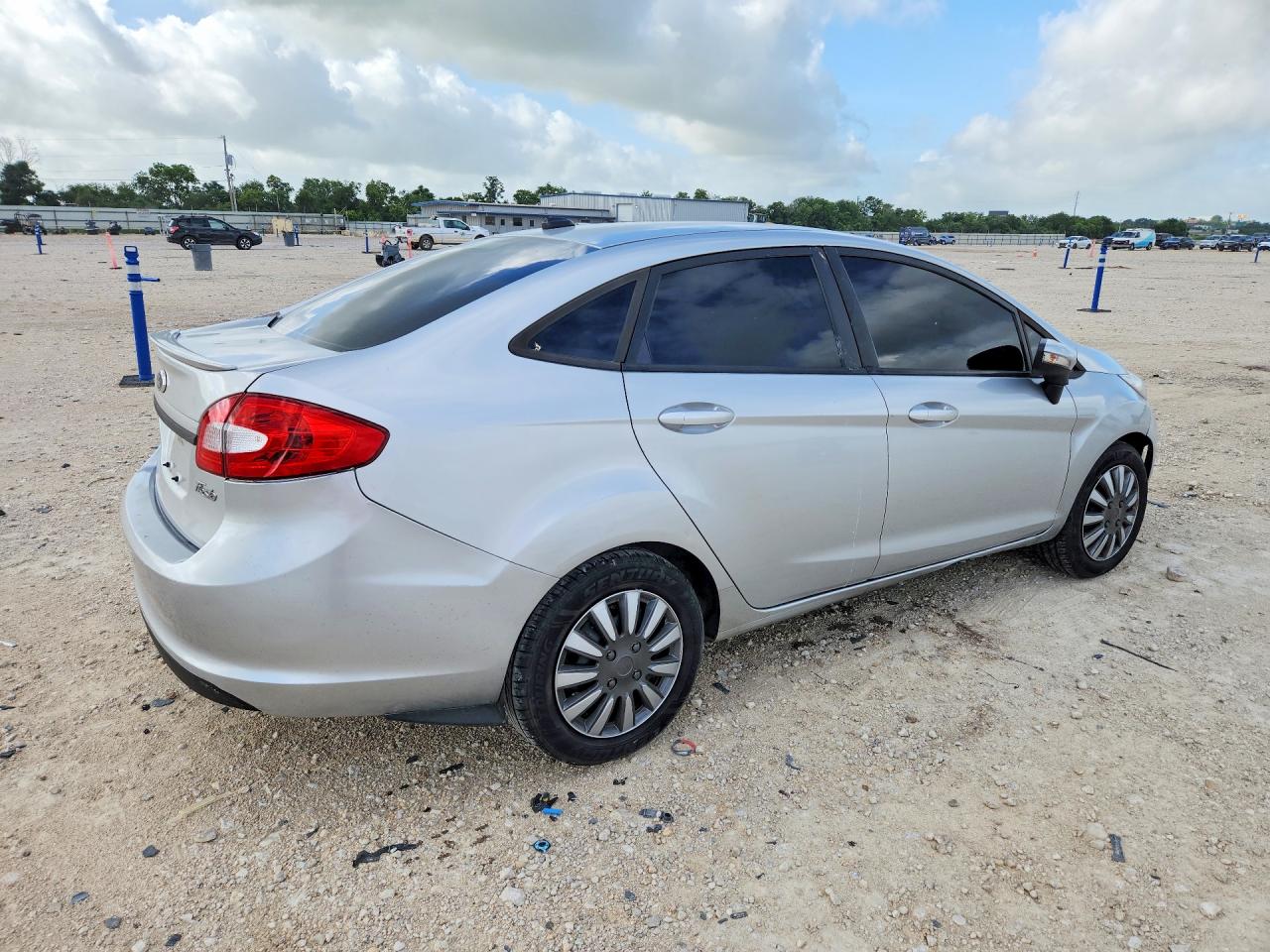2013 Ford Fiesta Se Silver vin: 3FADP4BJ8DM146892