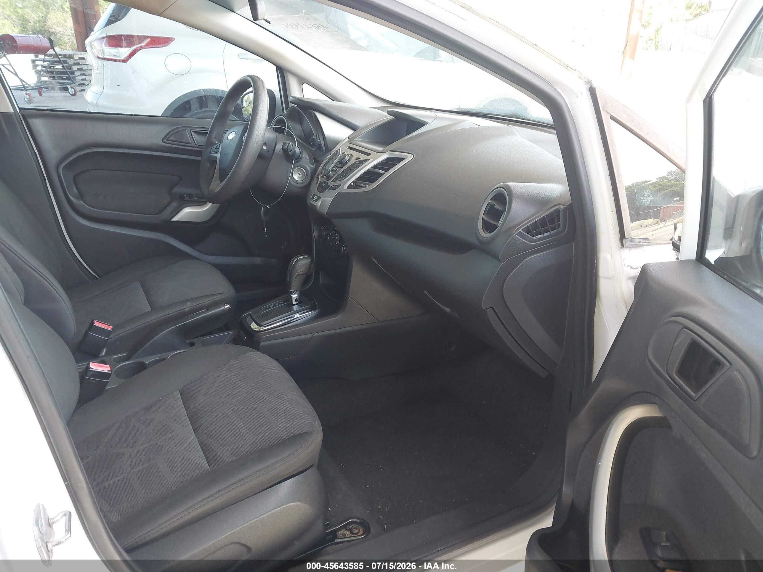 2013 Ford Fiesta Se White vin: 3FADP4BJ8DM158041