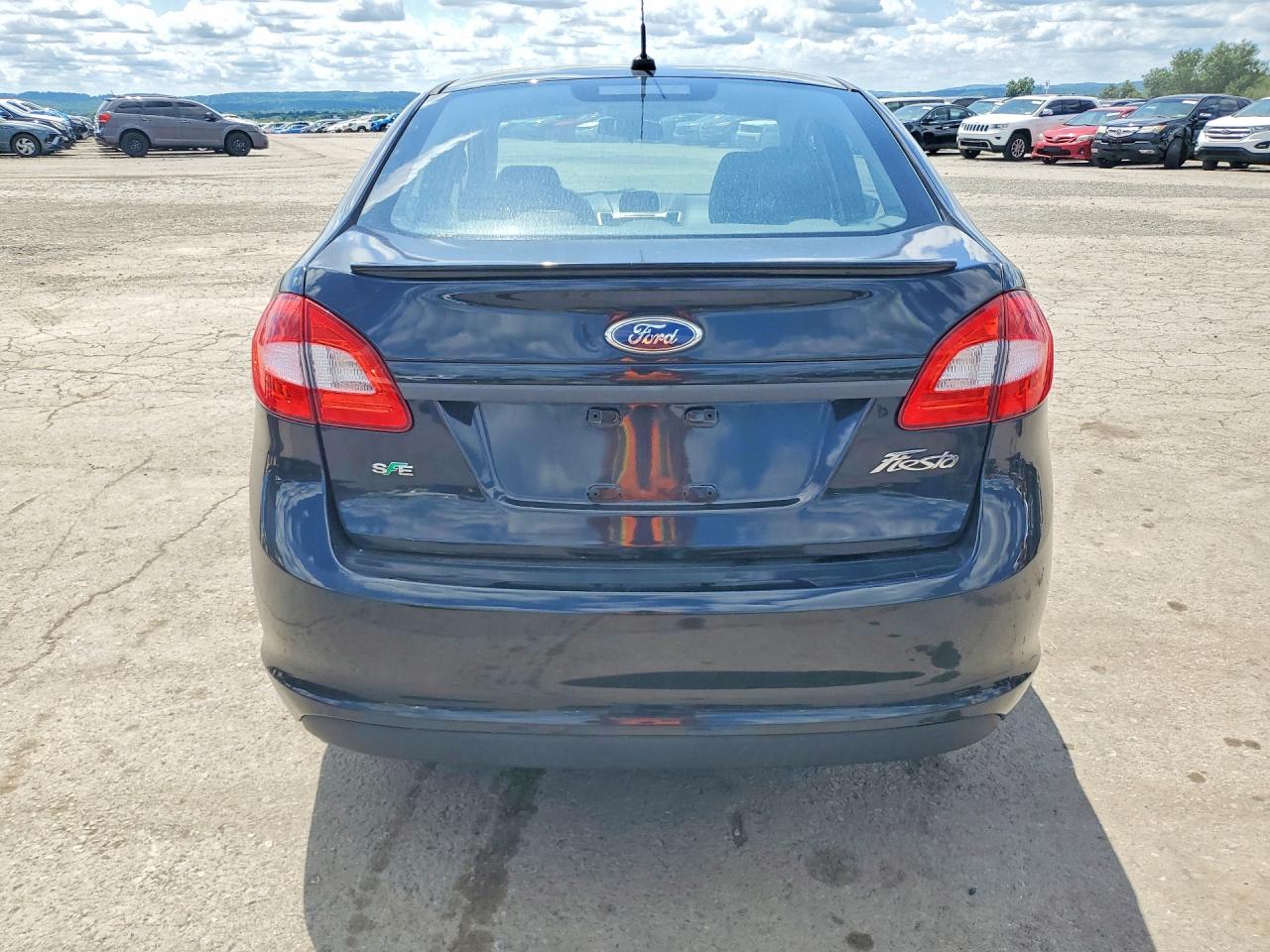 2013 Ford Fiesta Se Black vin: 3FADP4BJ8DM183070