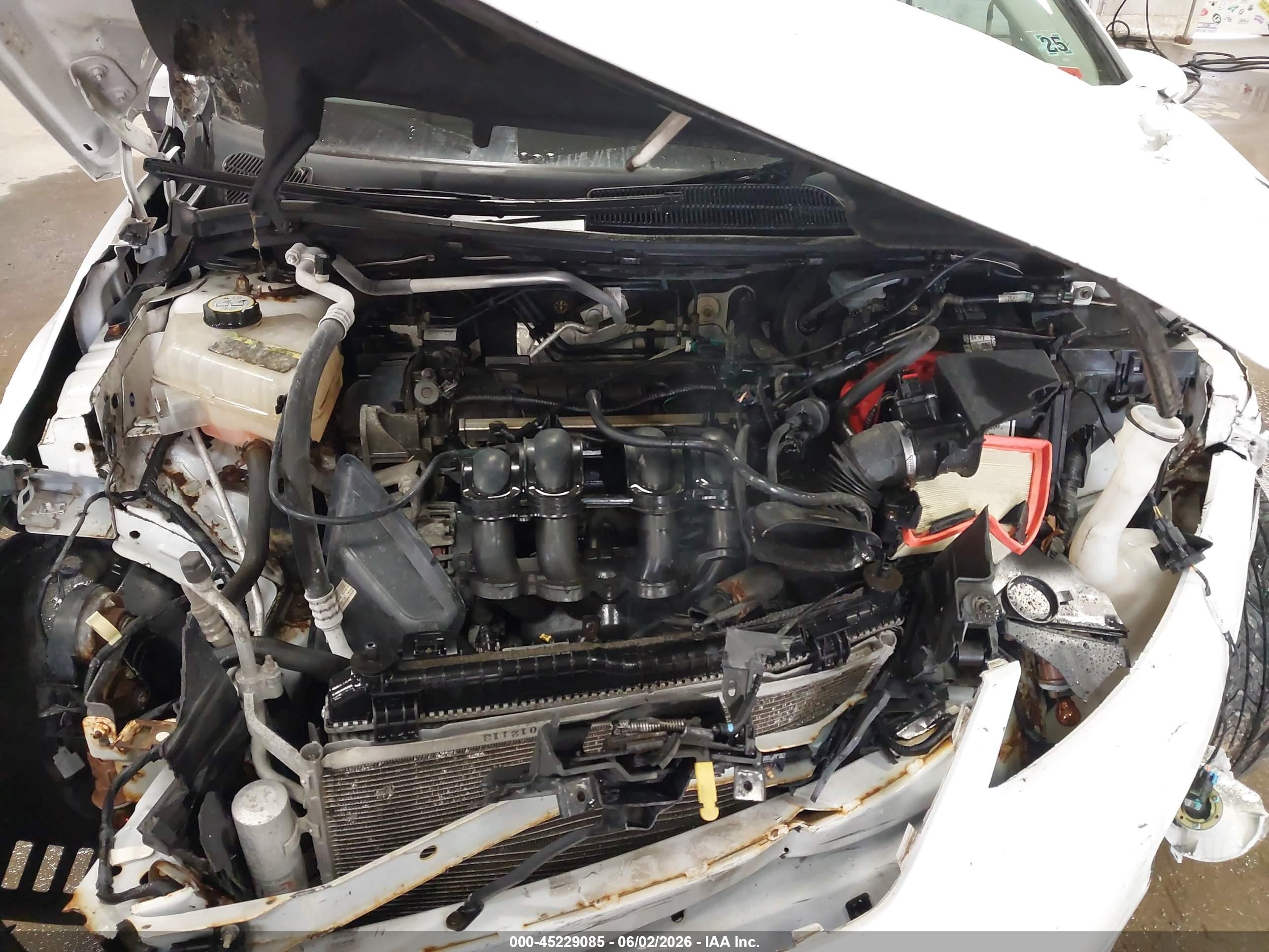 2013 Ford Fiesta Se White vin: 3FADP4BJ8DM191024