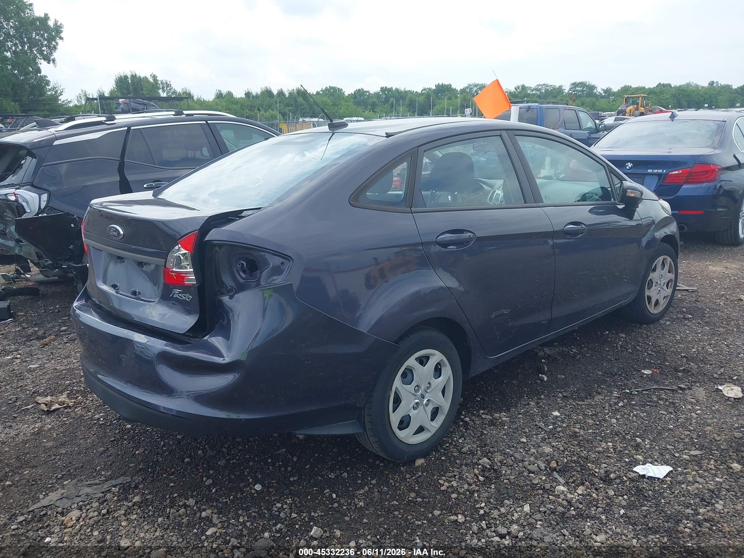 2013 Ford Fiesta Se Blue vin: 3FADP4BJ8DM213507