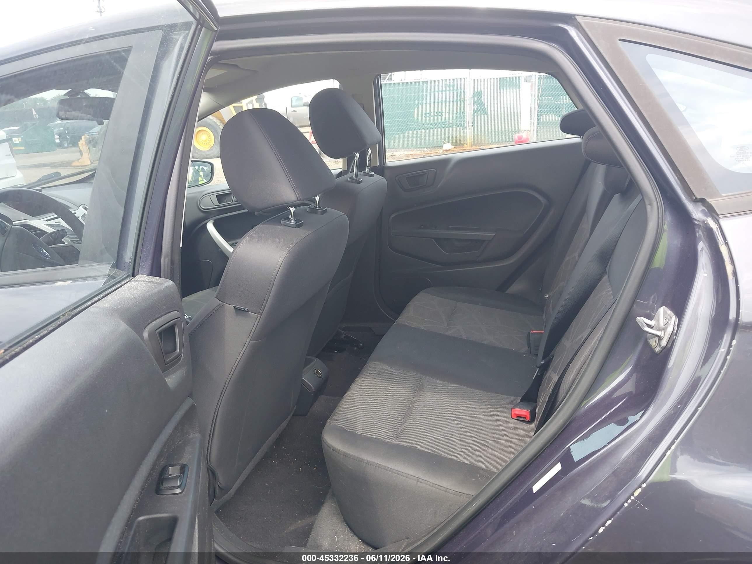 2013 Ford Fiesta Se Blue vin: 3FADP4BJ8DM213507