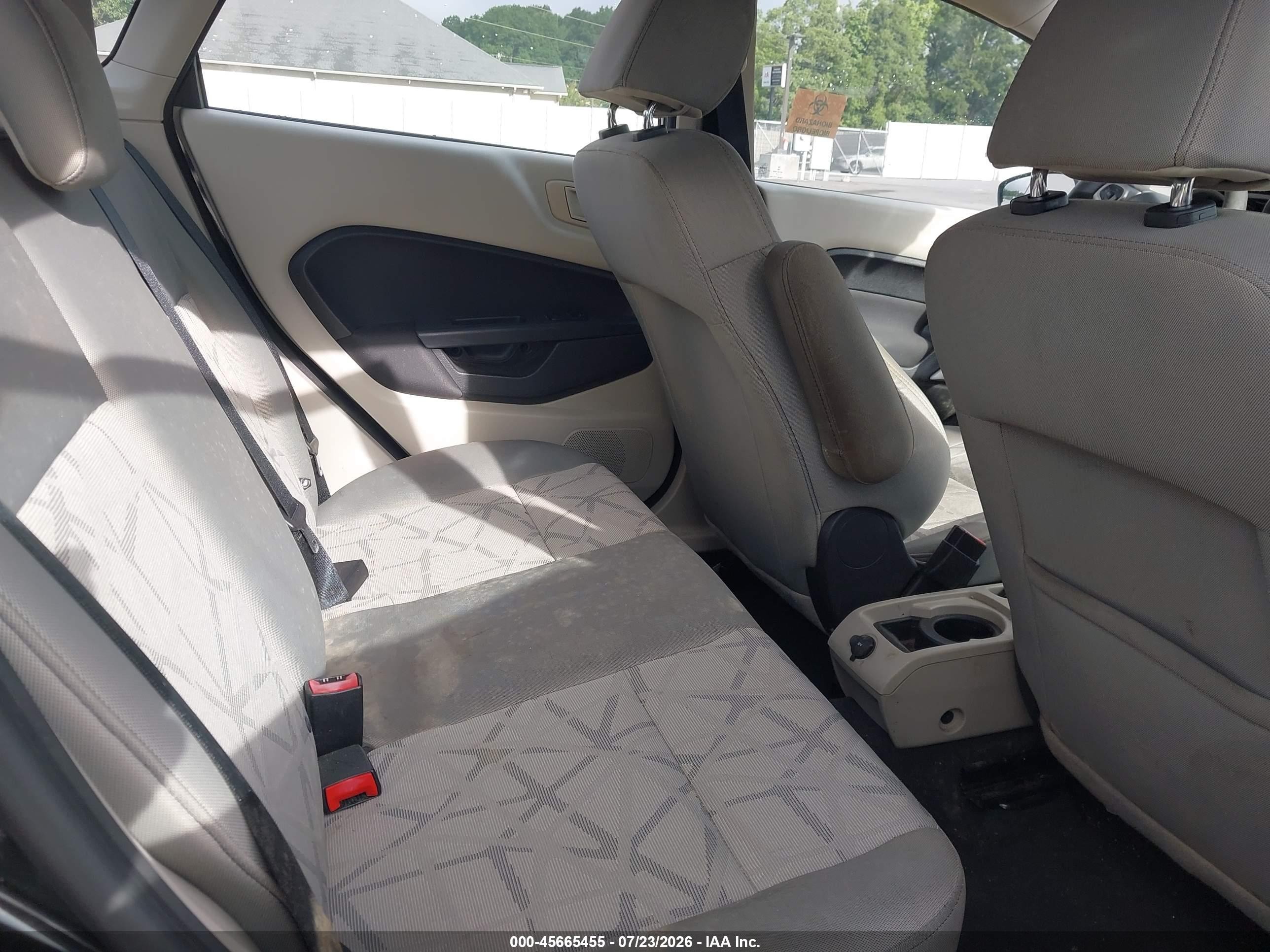 2013 Ford Fiesta Se Black vin: 3FADP4BJ8DM213524