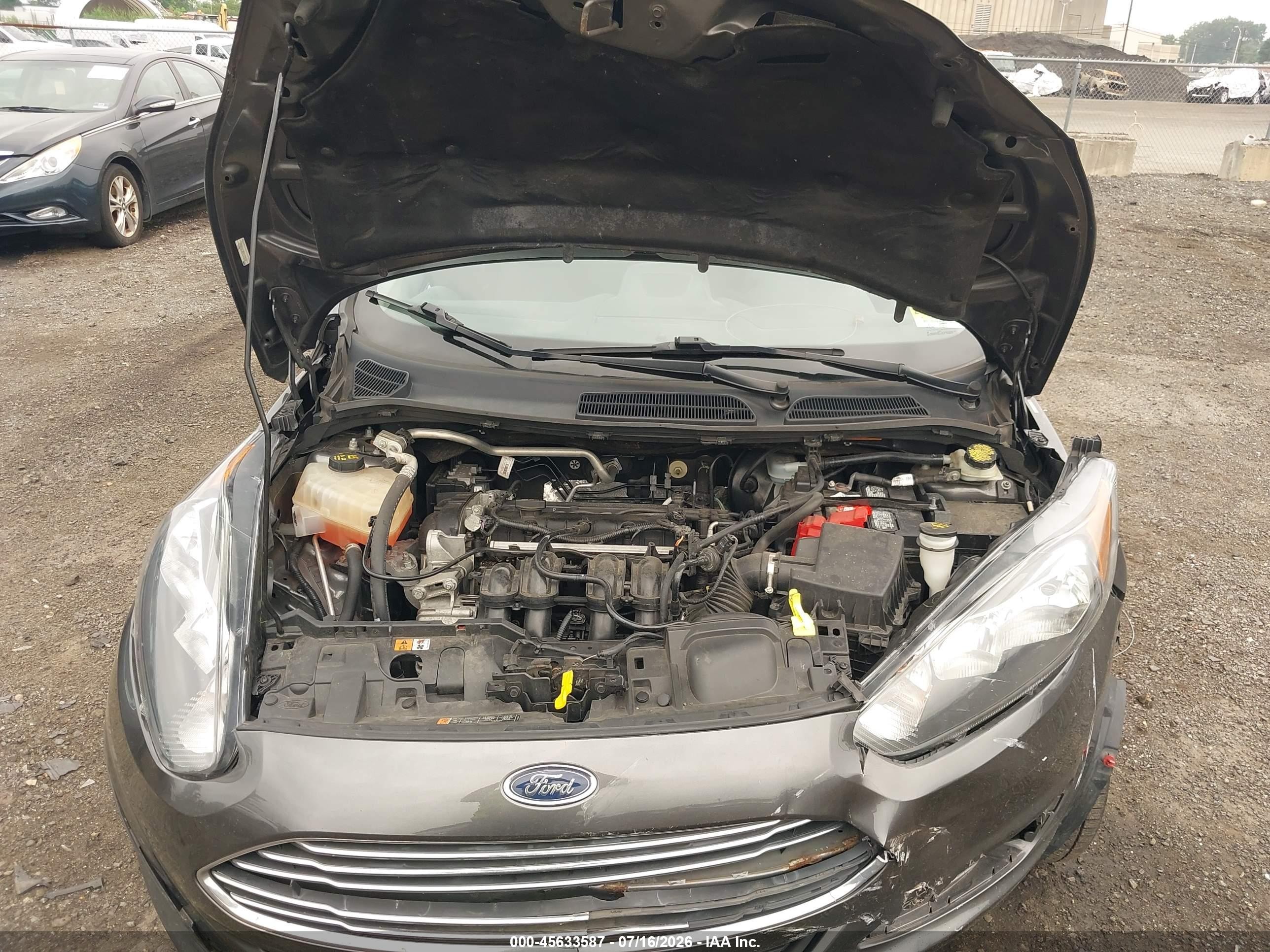 2015 Ford Fiesta Se Gray vin: 3FADP4BJ8FM137919