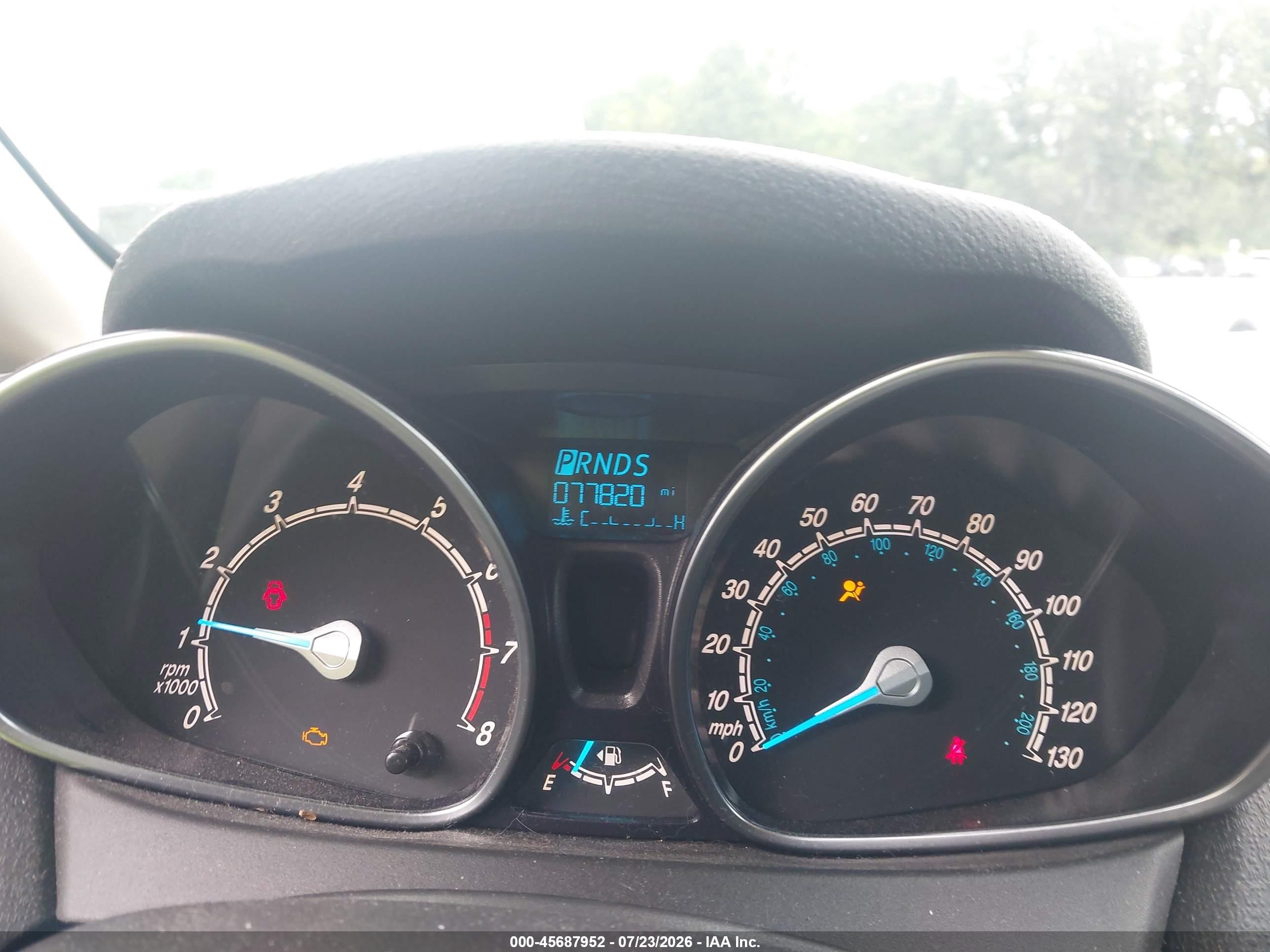 2015 Ford Fiesta Se Серый vin: 3FADP4BJ8FM171052