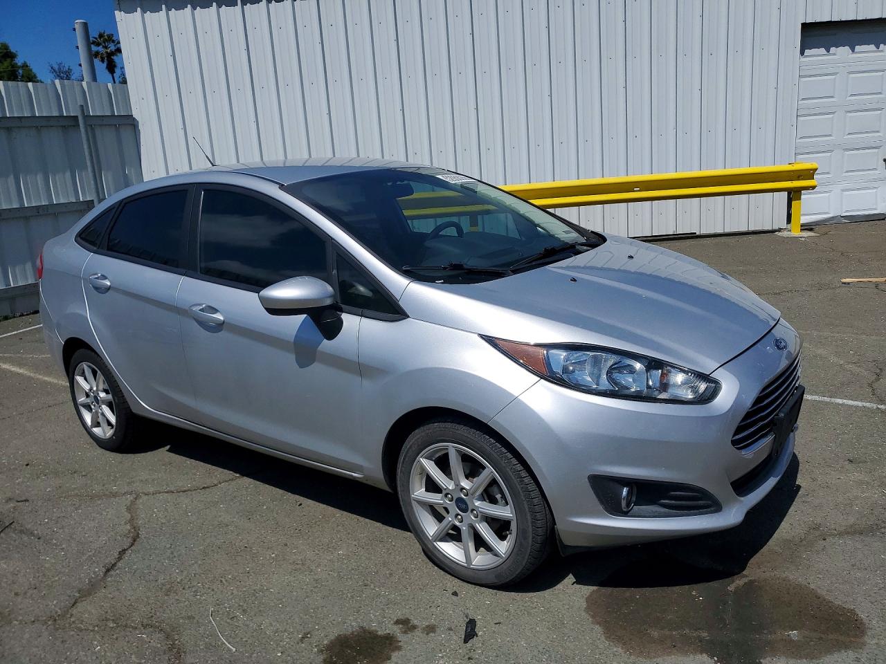 2019 Ford Fiesta Se Silver vin: 3FADP4BJ8KM141365