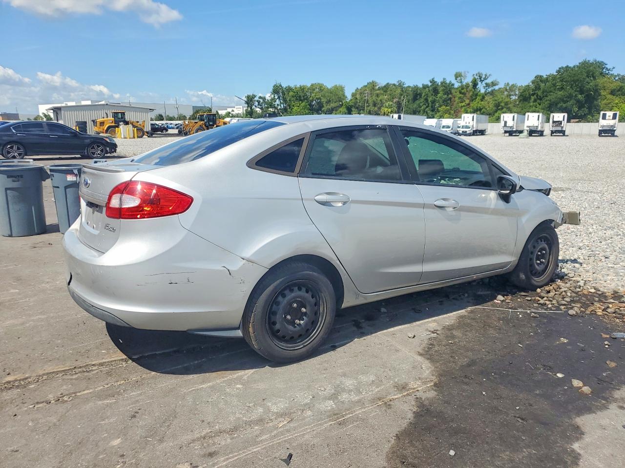 2011 Ford Fiesta Se Silver vin: 3FADP4BJ9BM149121