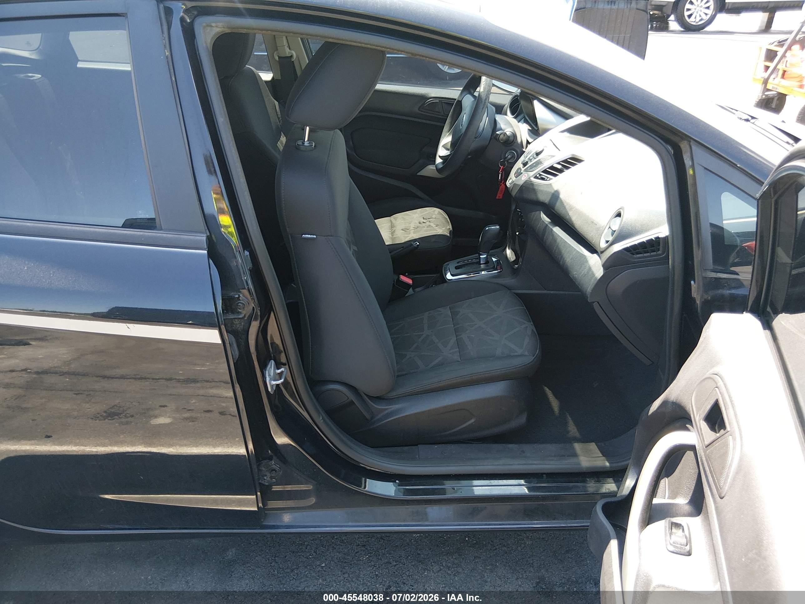 2011 Ford Fiesta Se Черный vin: 3FADP4BJ9BM175752
