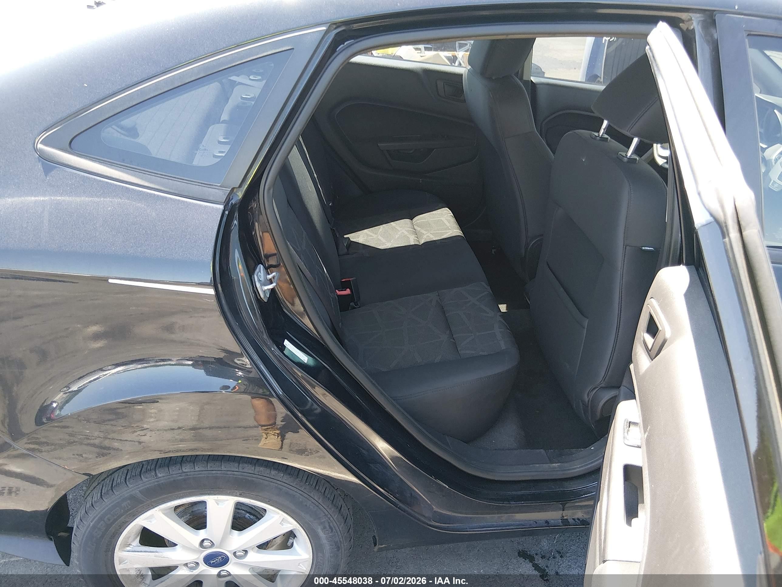2011 Ford Fiesta Se Черный vin: 3FADP4BJ9BM175752