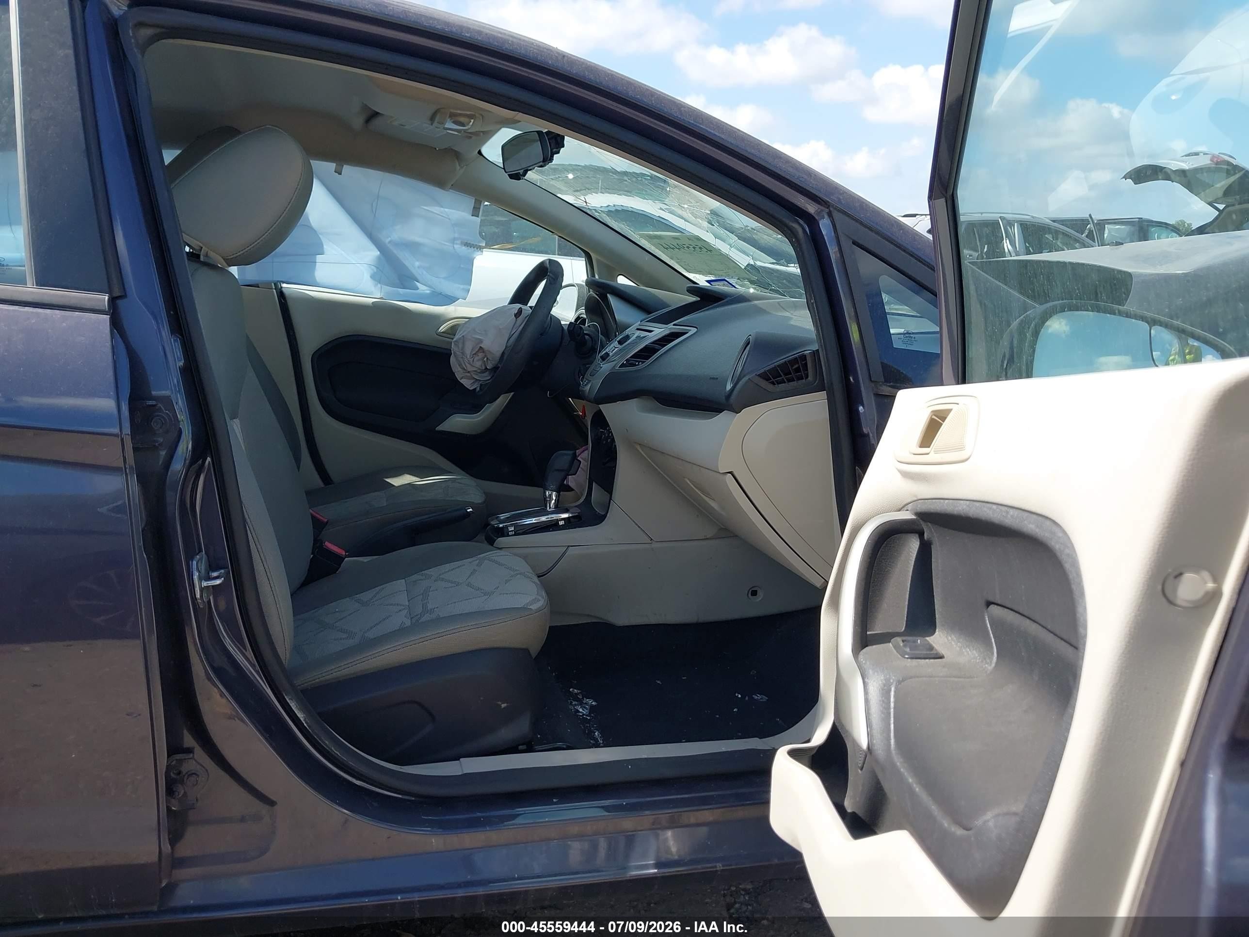 2013 Ford Fiesta Se Dark Blue vin: 3FADP4BJ9DM194241
