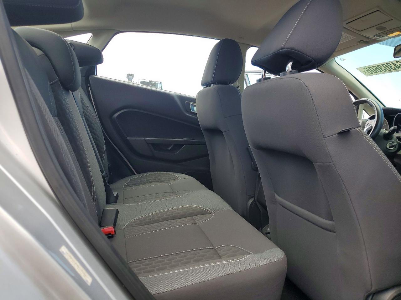 2014 Ford Fiesta Se Silver vin: 3FADP4BJ9EM106824