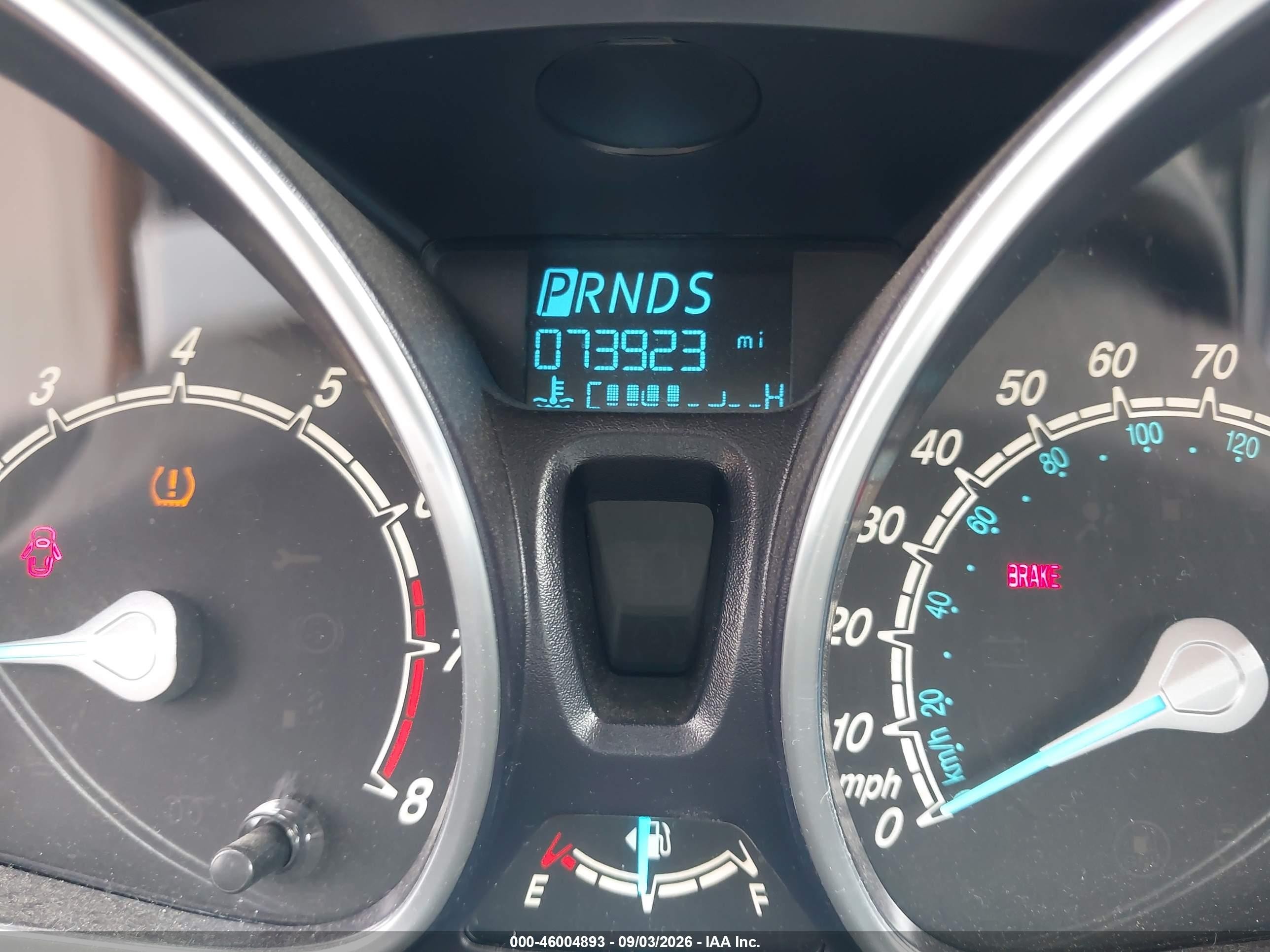 2014 Ford Fiesta Se Серый vin: 3FADP4BJ9EM179661