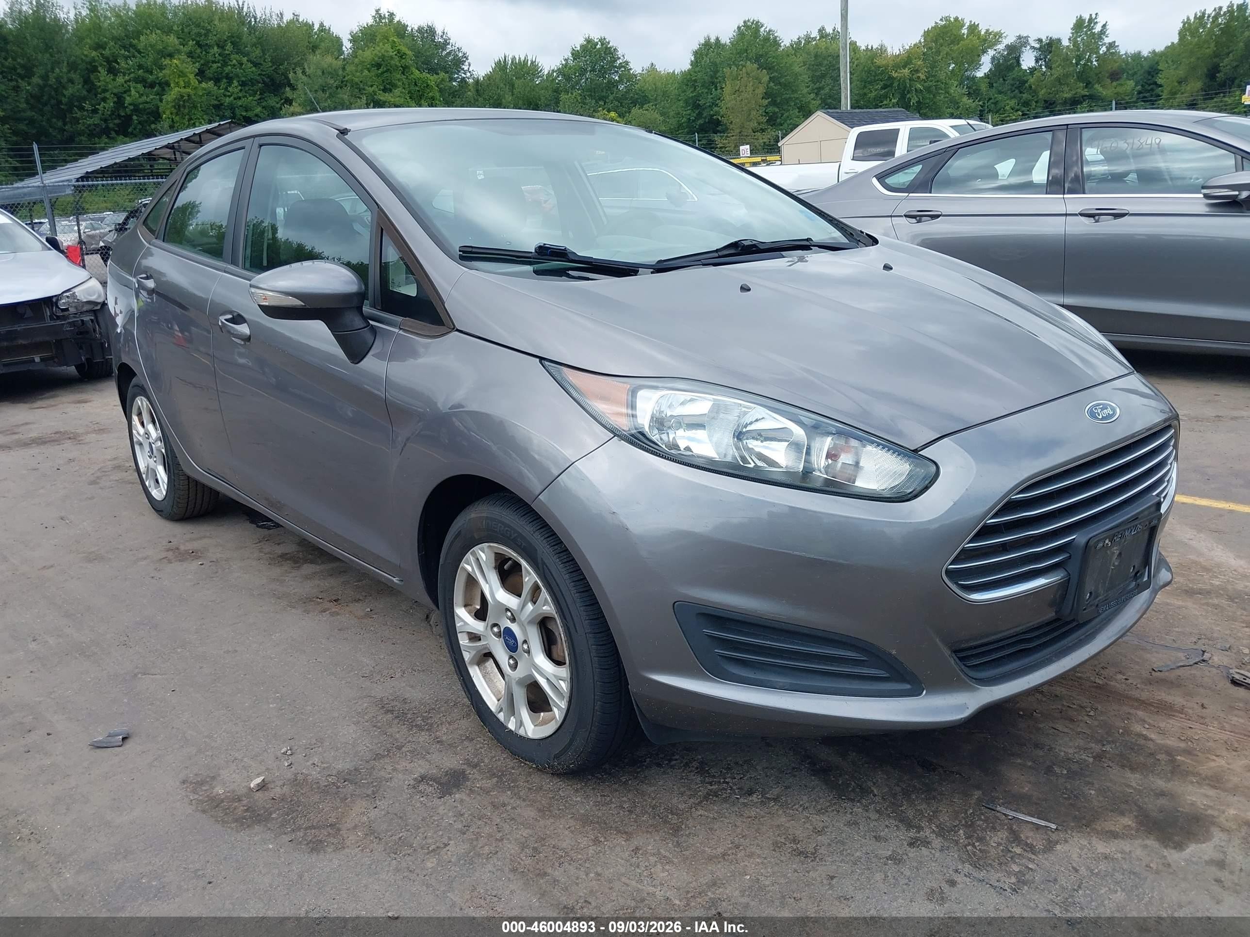 2014 Ford Fiesta Se Серый vin: 3FADP4BJ9EM179661
