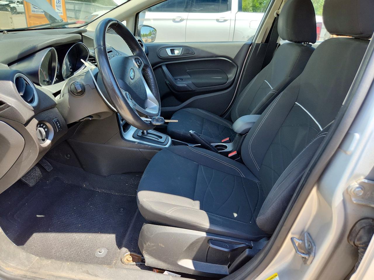 2014 Ford Fiesta Se Silver vin: 3FADP4BJ9EM189669