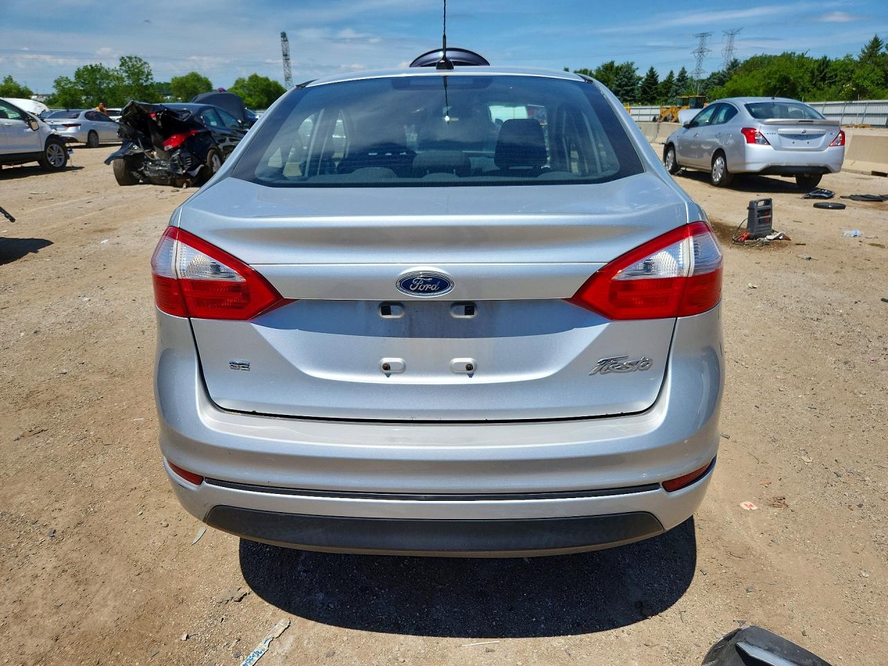 2014 Ford Fiesta Se Silver vin: 3FADP4BJ9EM189669