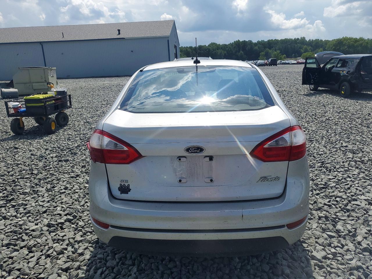 2014 Ford Fiesta Se Silver vin: 3FADP4BJ9EM226591