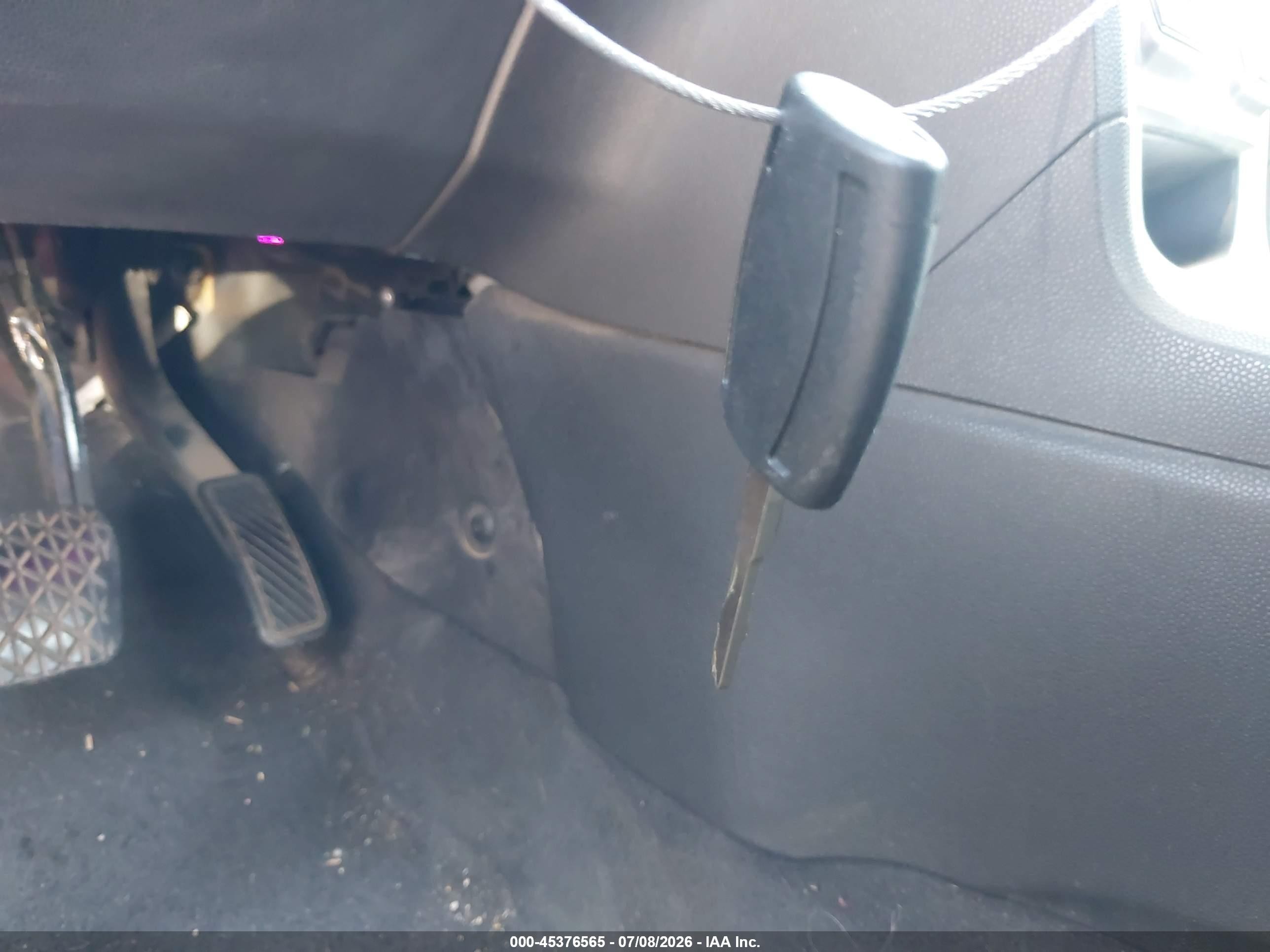 2015 Ford Fiesta Se Серебряный vin: 3FADP4BJ9FM102077