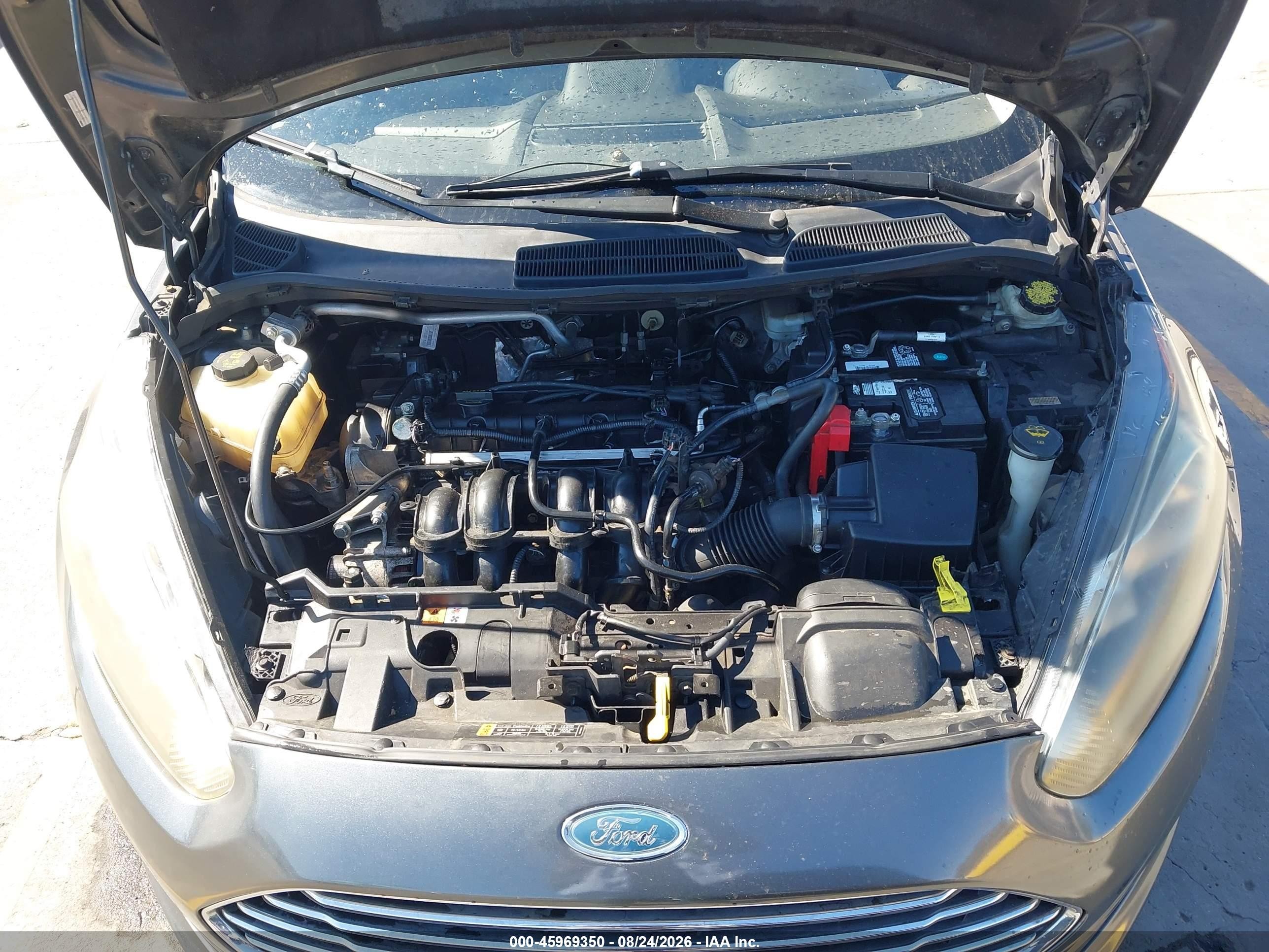 2015 Ford Fiesta Se Серый vin: 3FADP4BJ9FM159055