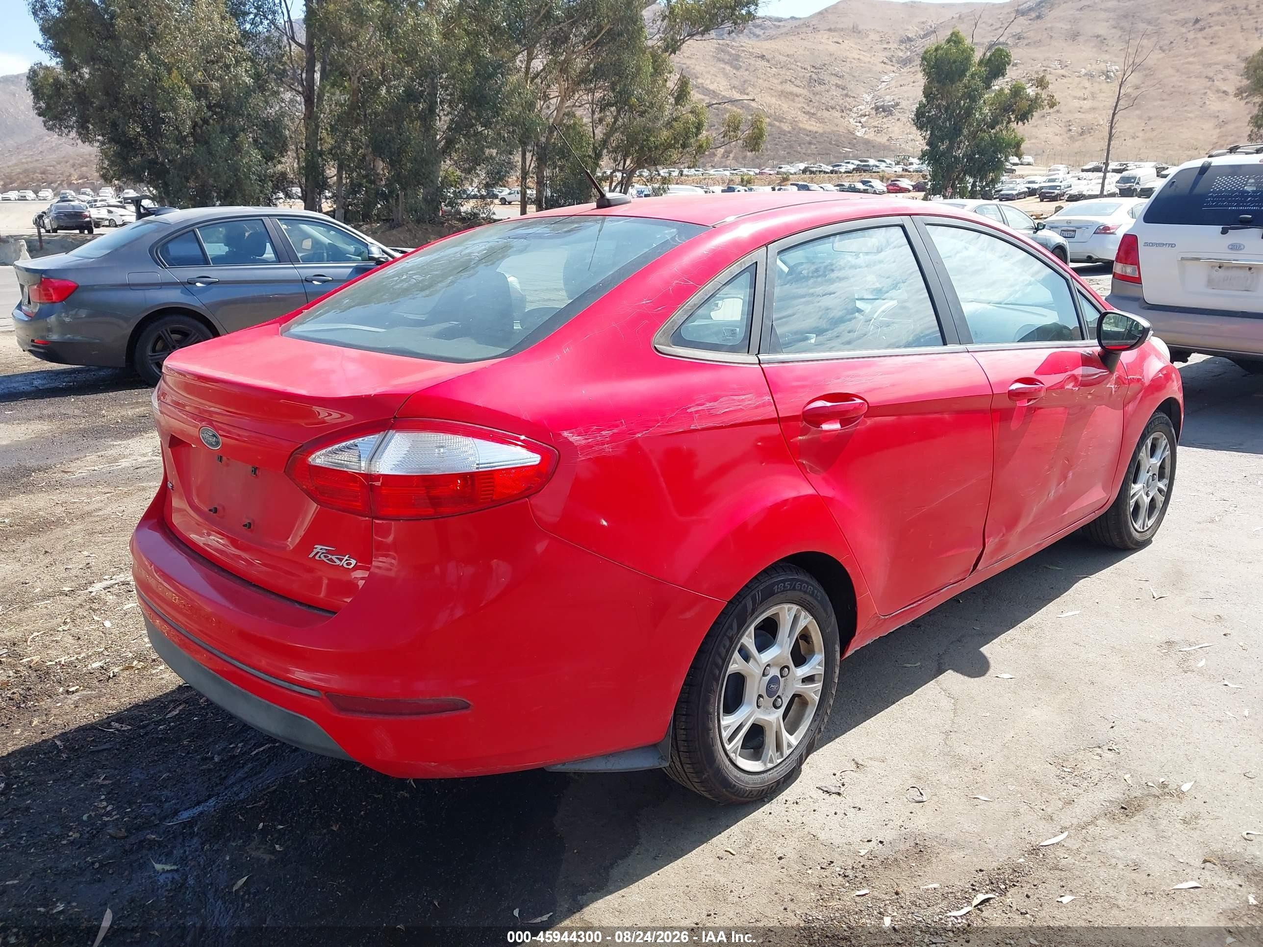 2015 Ford Fiesta Se Red vin: 3FADP4BJ9FM195859