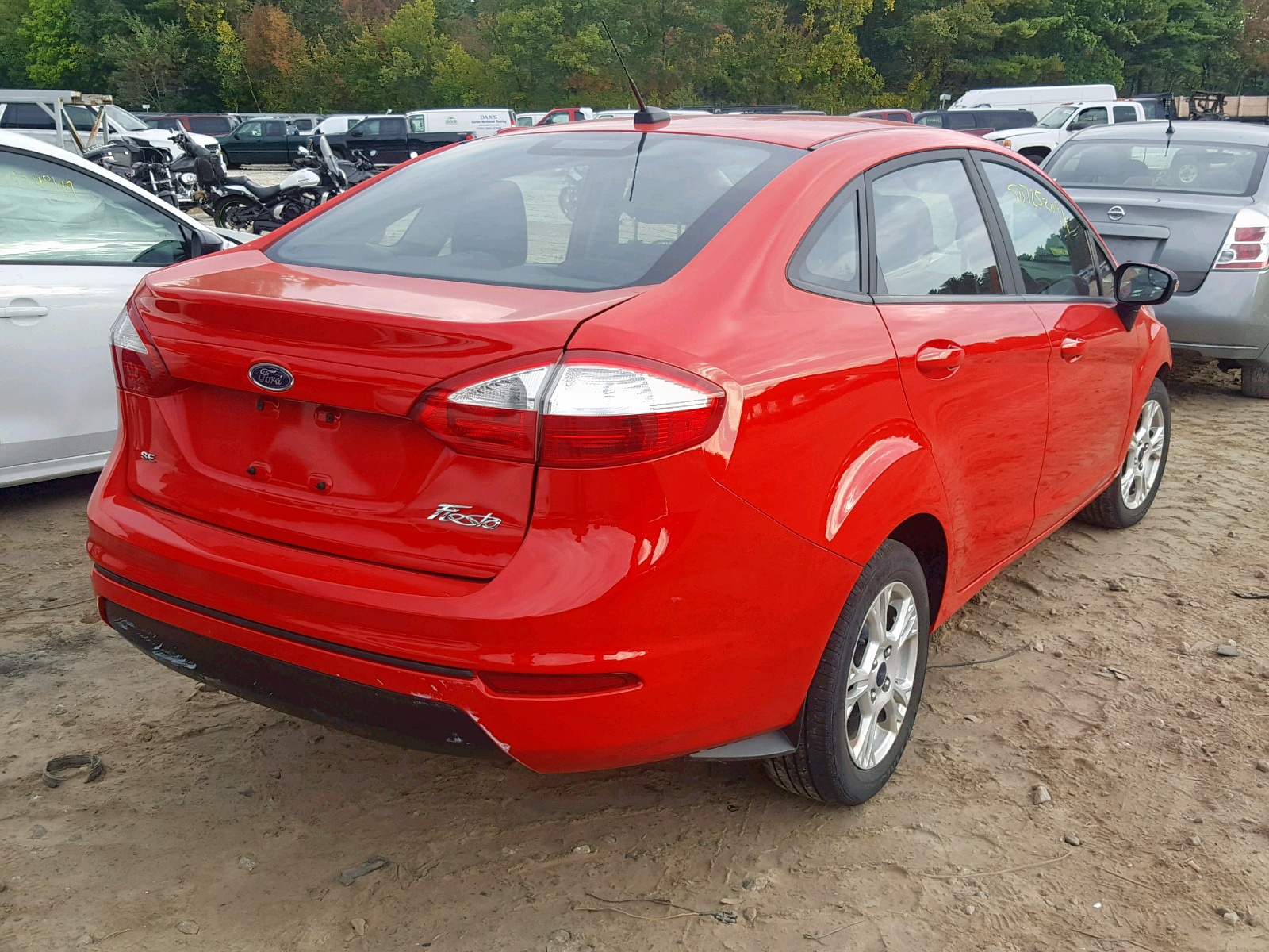 2015 Ford Fiesta Se Red vin: 3FADP4BJ9FM202406