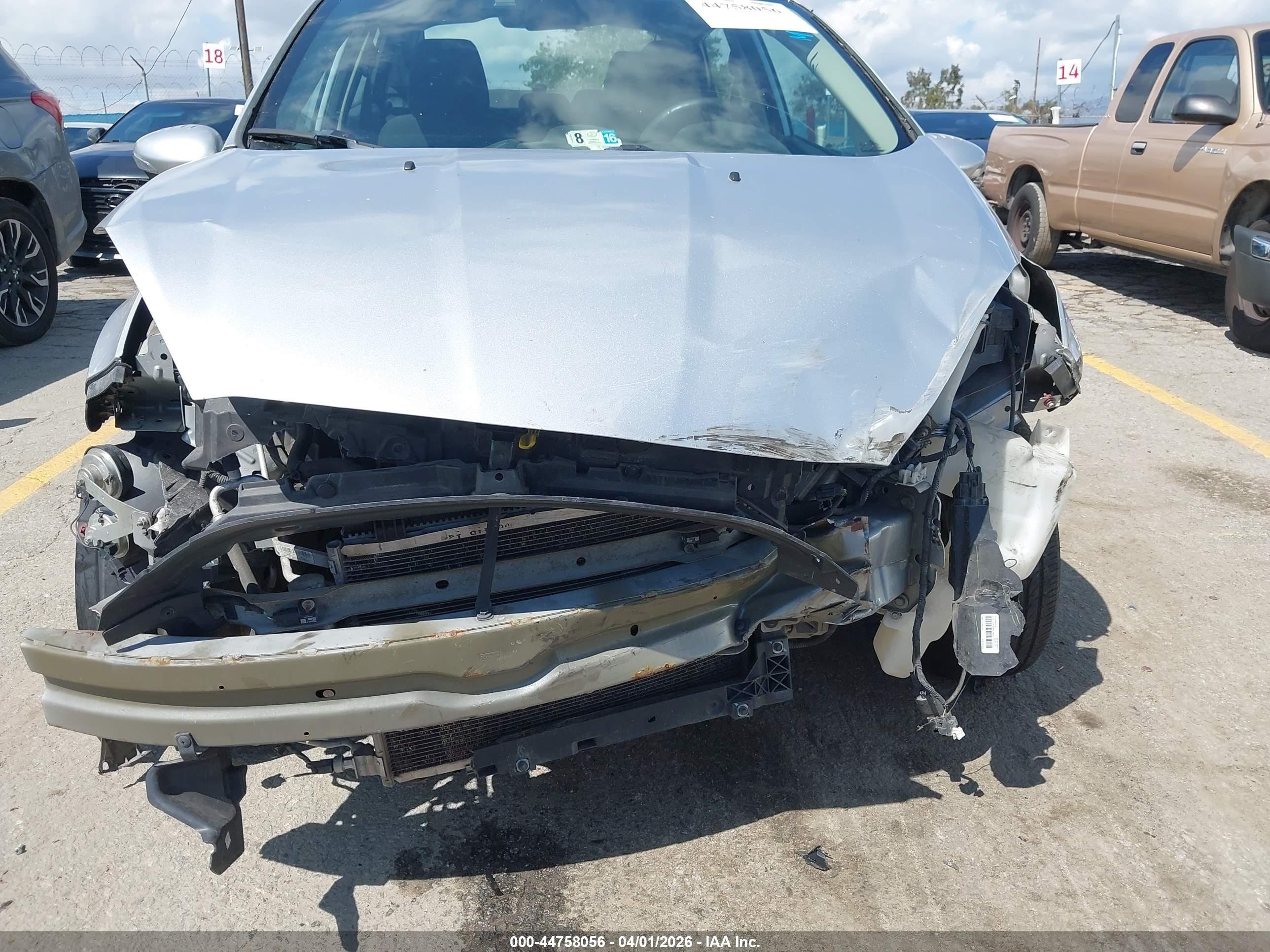 2015 Ford Fiesta Se Silver vin: 3FADP4BJ9FM223756