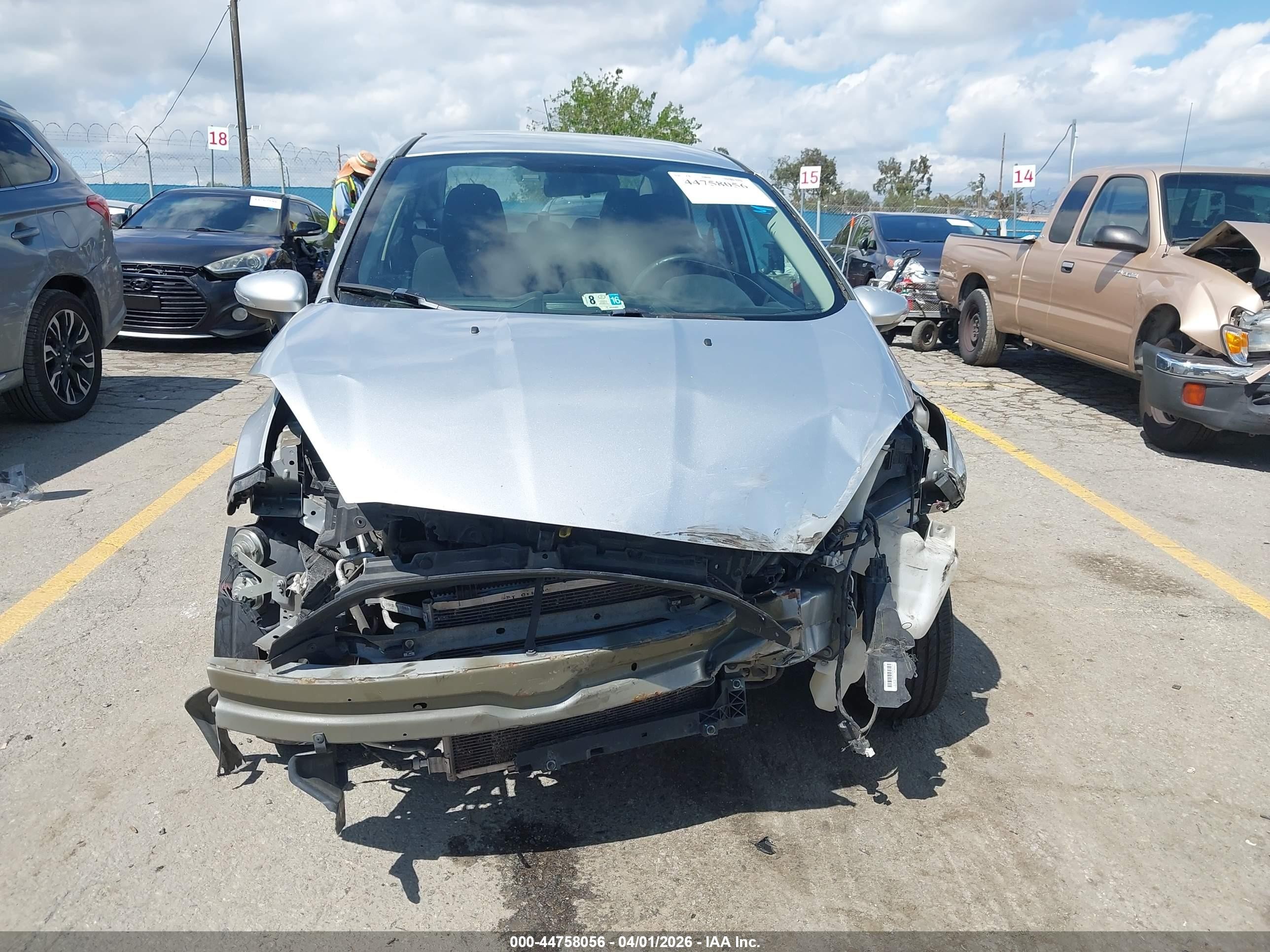 2015 Ford Fiesta Se Silver vin: 3FADP4BJ9FM223756