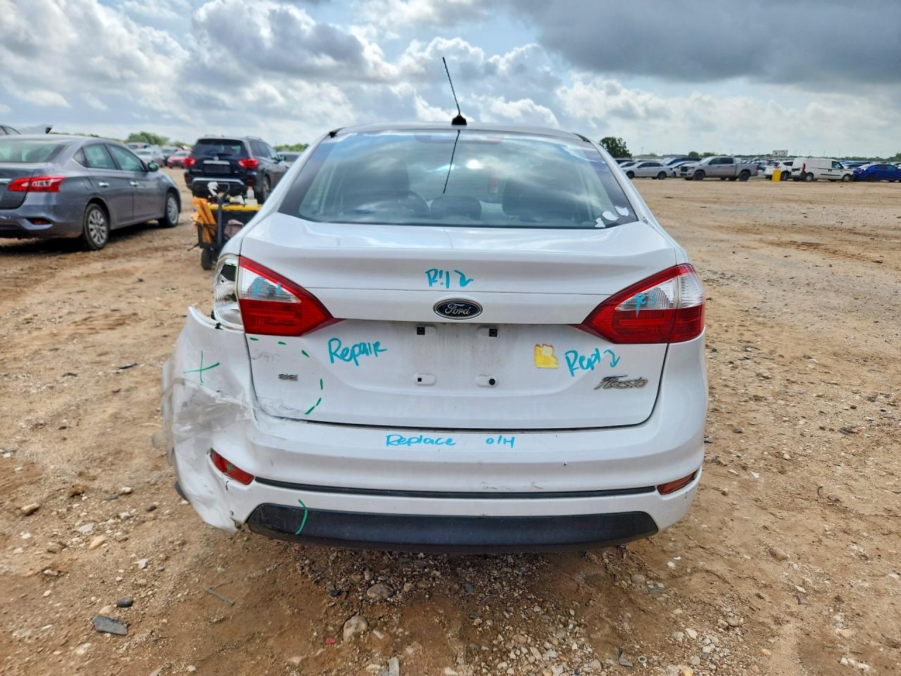 2016 Ford Fiesta Se White vin: 3FADP4BJ9GM107703