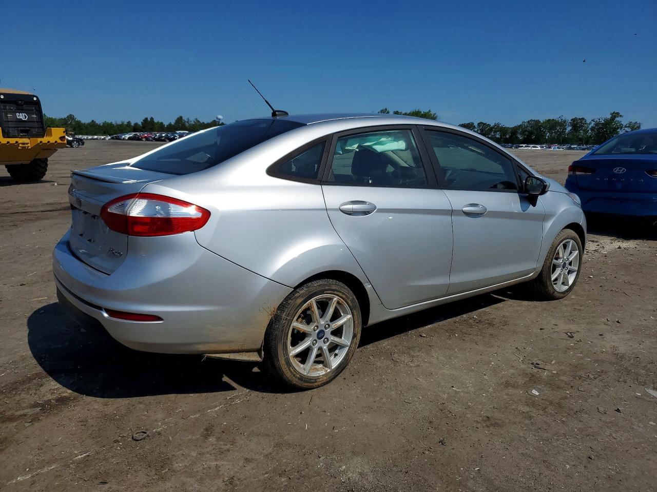 2019 Ford Fiesta Se Silver vin: 3FADP4BJ9KM126356