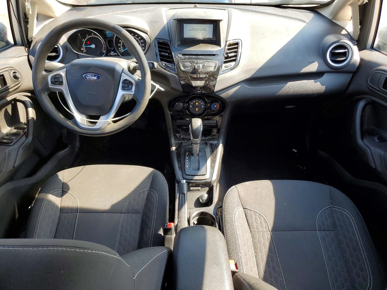 2019 Ford Fiesta Se Silver vin: 3FADP4BJ9KM126356