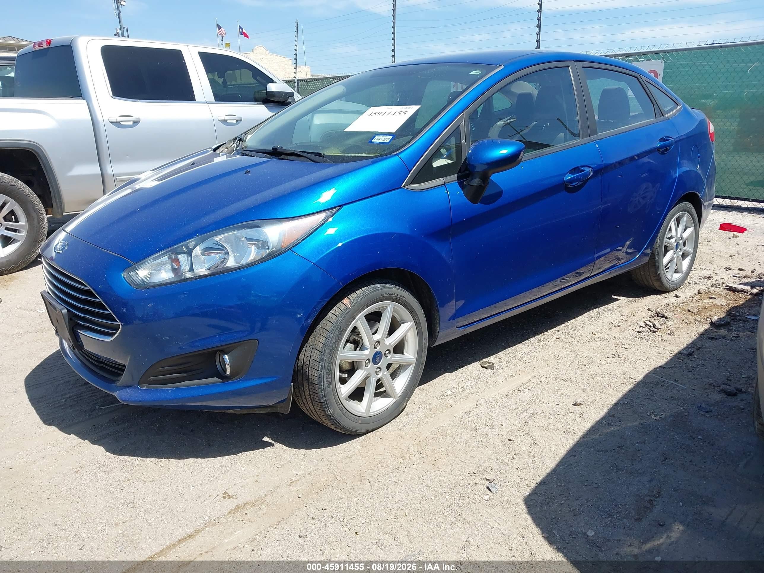 2019 Ford Fiesta Se Blue vin: 3FADP4BJ9KM129709