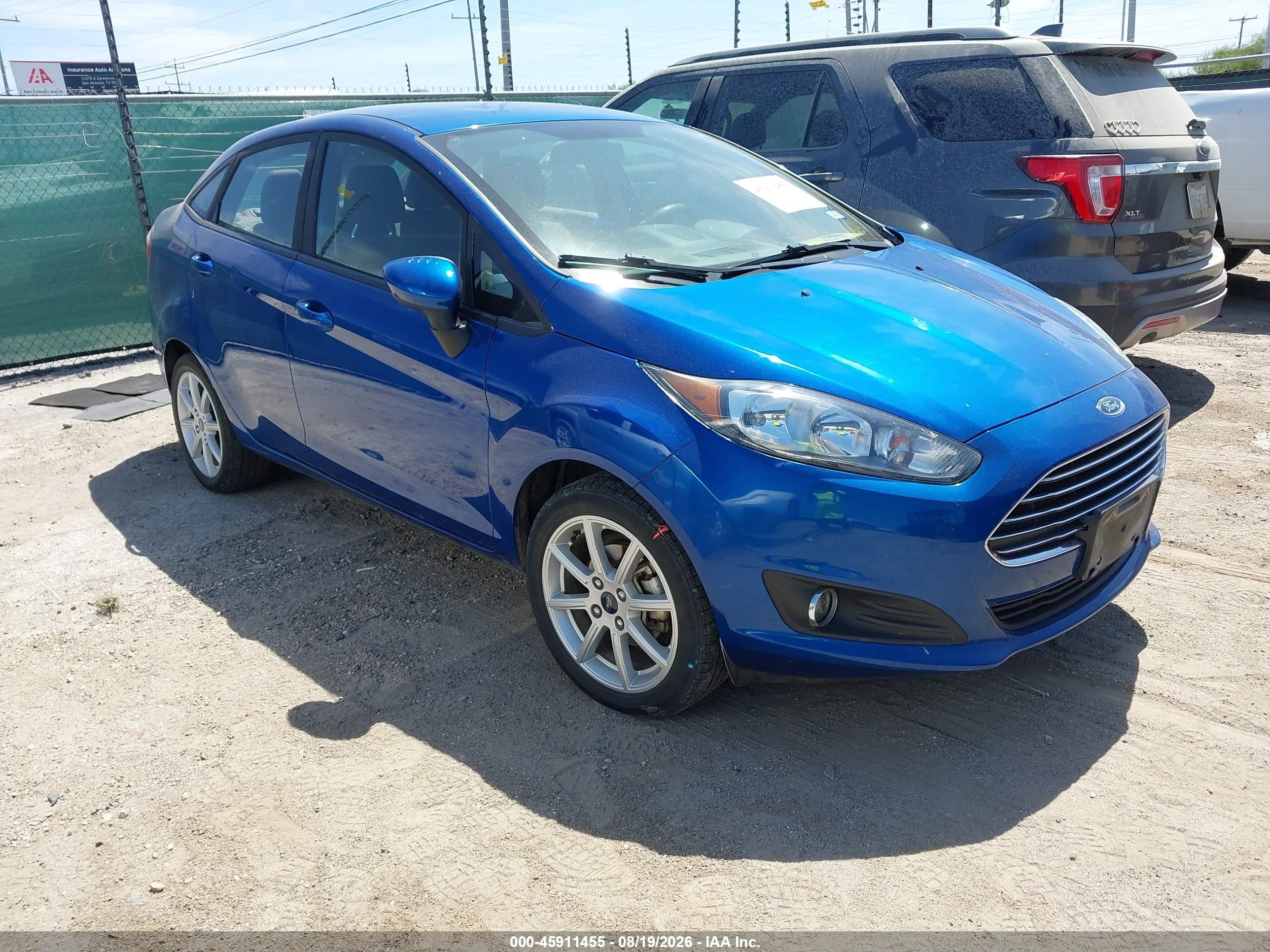 2019 Ford Fiesta Se Blue vin: 3FADP4BJ9KM129709