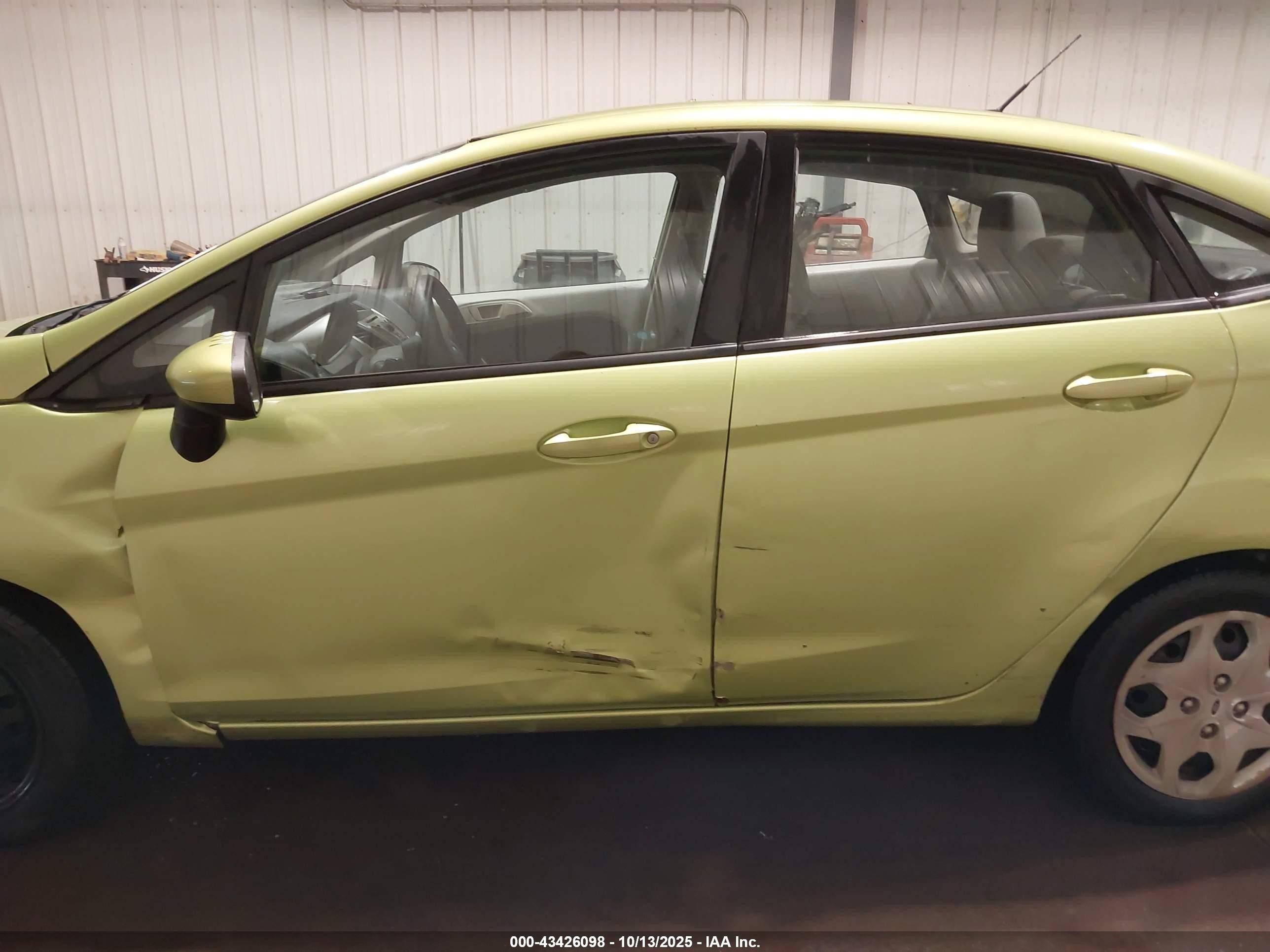2011 Ford Fiesta Se Green vin: 3FADP4BJXBM109016