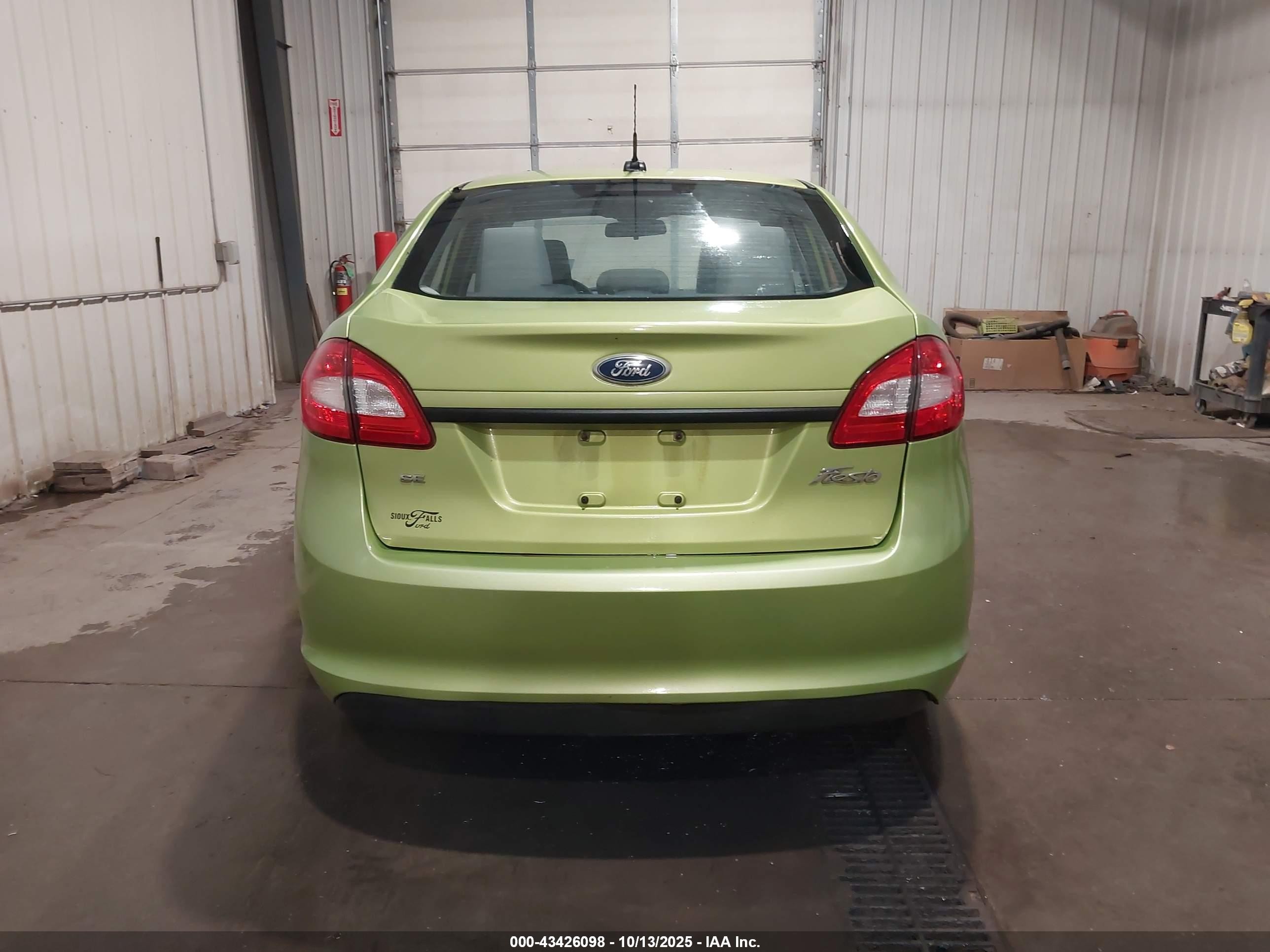 2011 Ford Fiesta Se Green vin: 3FADP4BJXBM109016