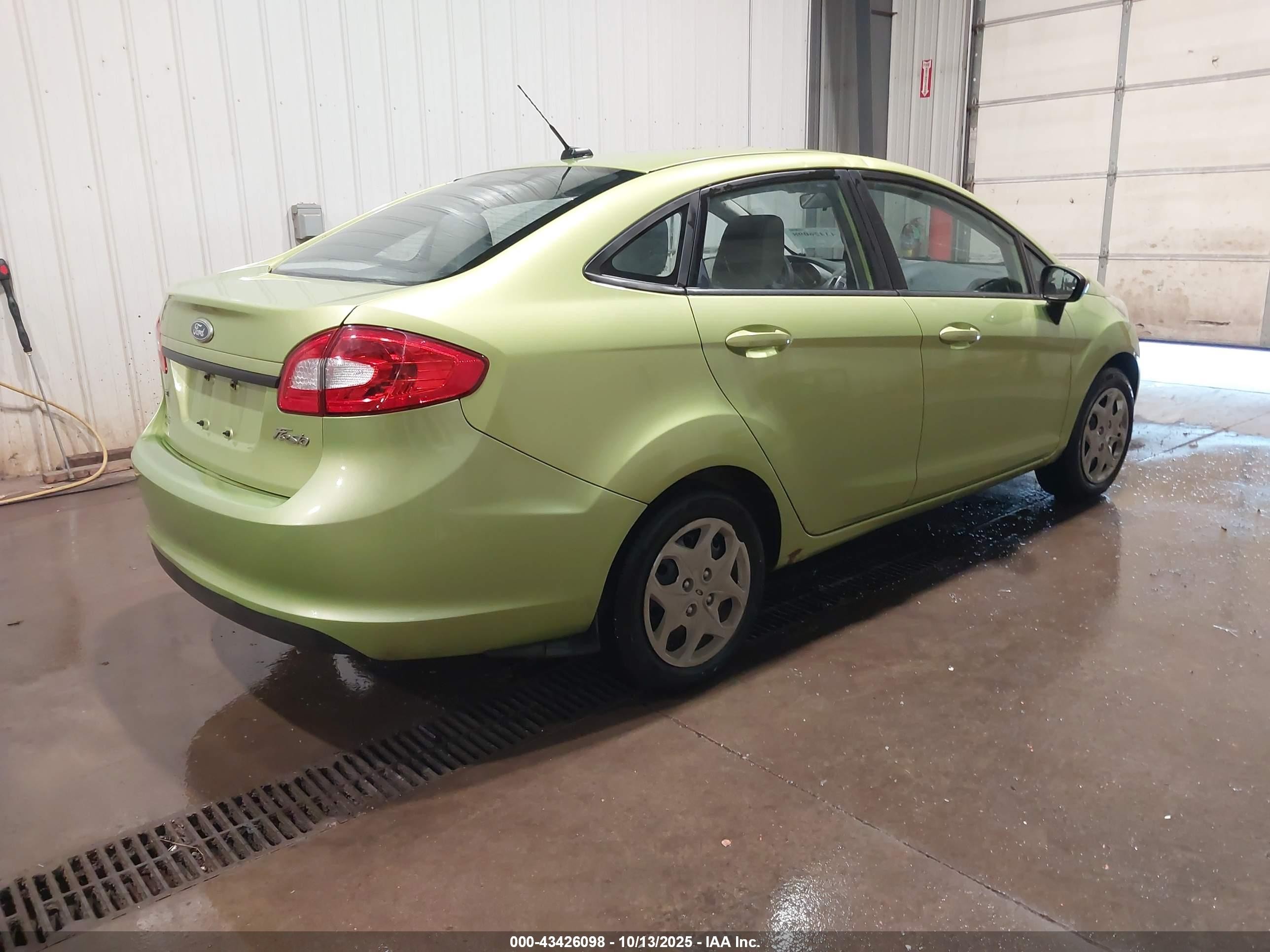 2011 Ford Fiesta Se Green vin: 3FADP4BJXBM109016