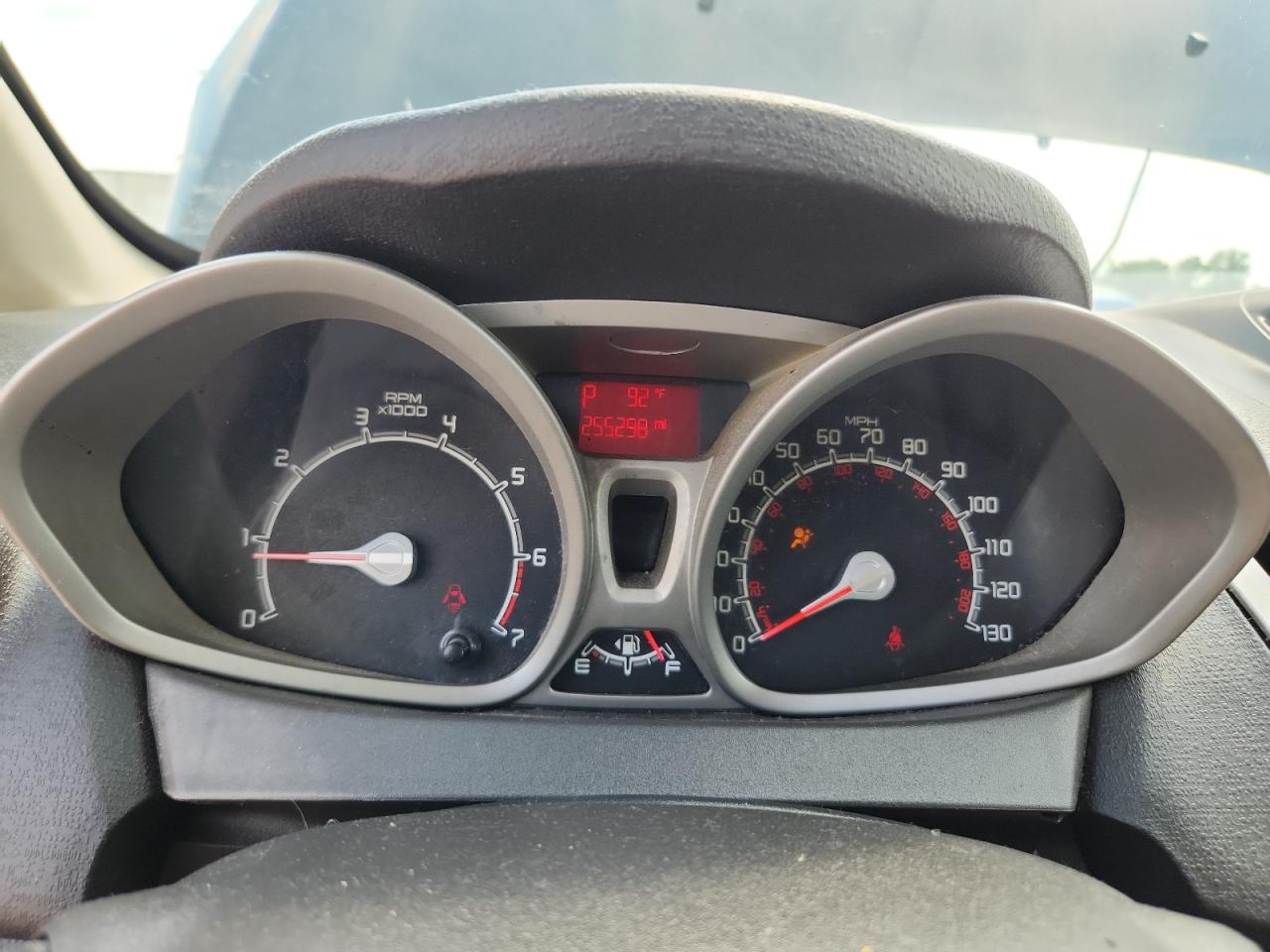 2012 Ford Fiesta Se Черный vin: 3FADP4BJXCM105002