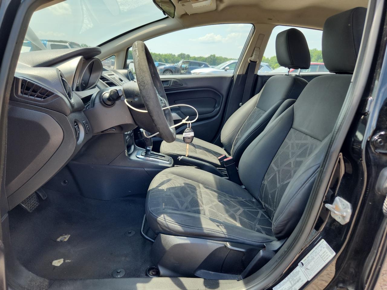 2012 Ford Fiesta Se Черный vin: 3FADP4BJXCM105002