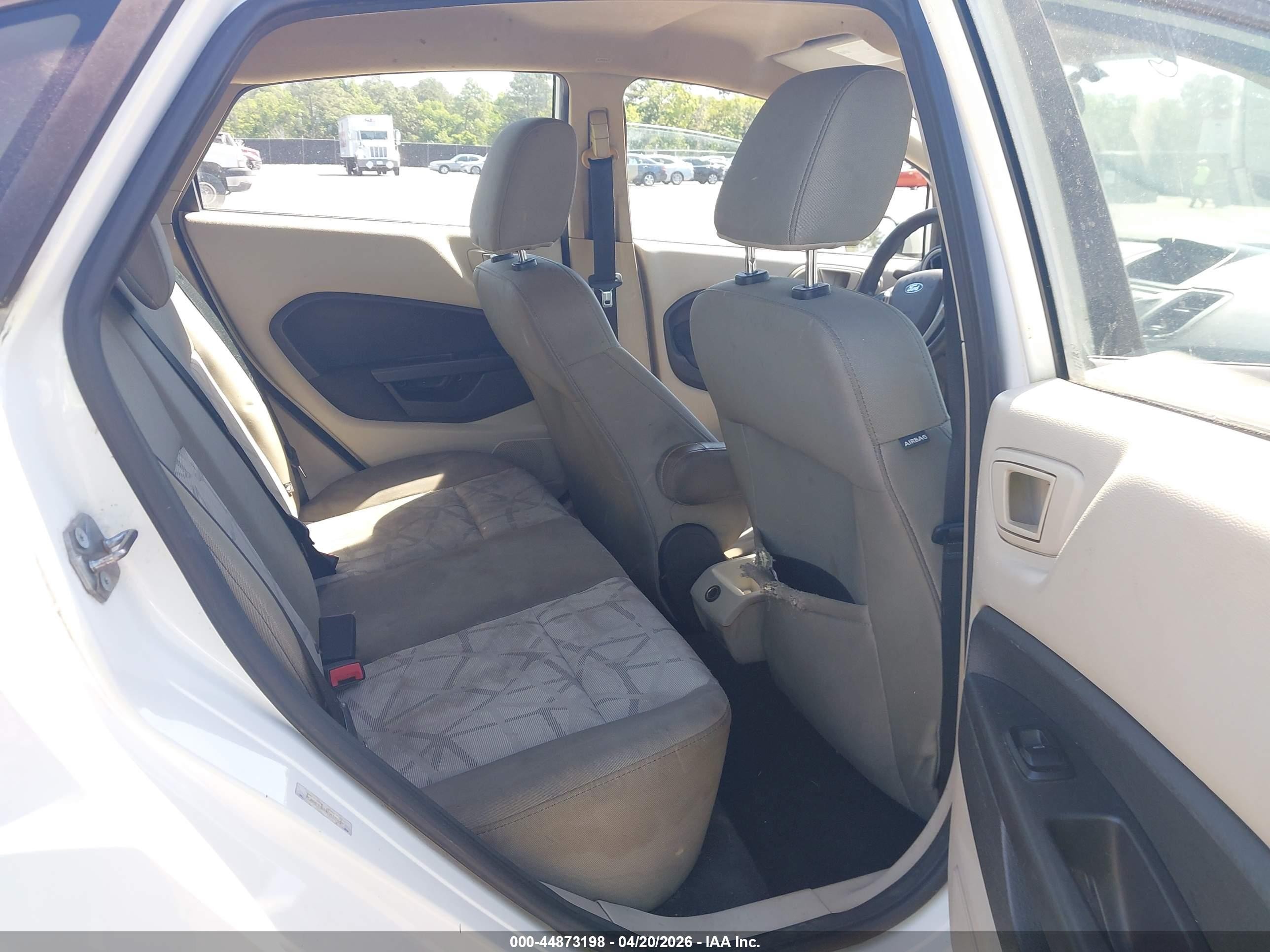 2012 Ford Fiesta Se White vin: 3FADP4BJXCM172697