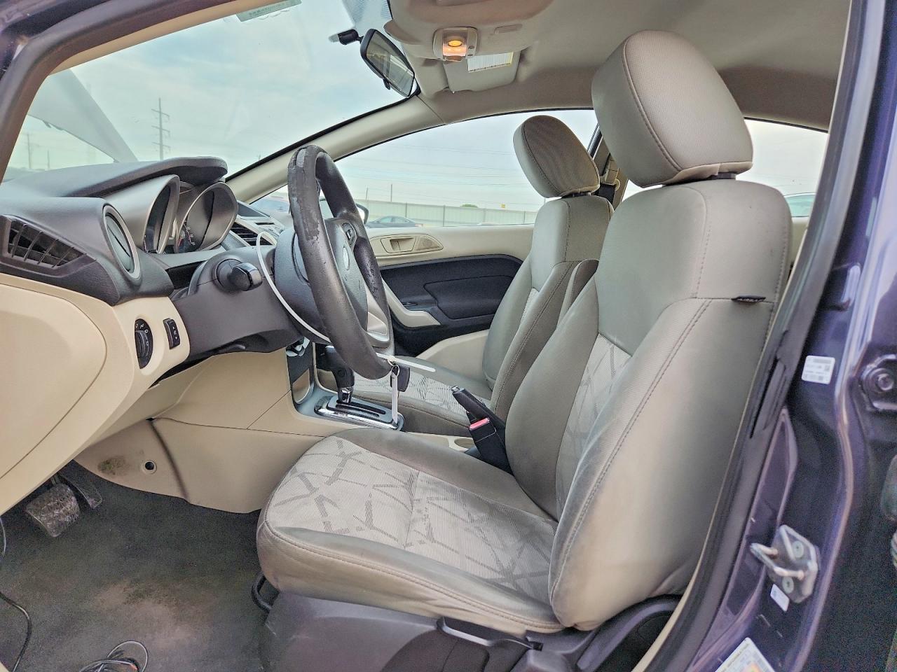 2012 Ford Fiesta Se Серый vin: 3FADP4BJXCM175695