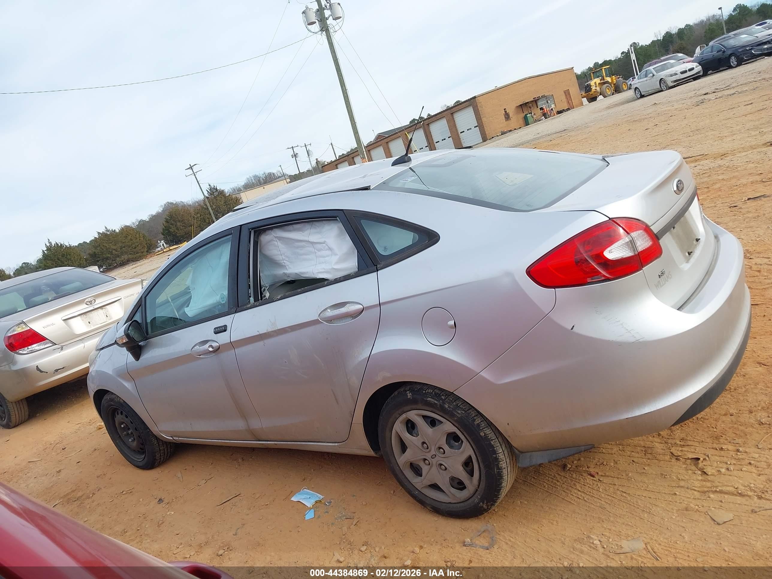 2013 Ford Fiesta Se Silver vin: 3FADP4BJXDM118396