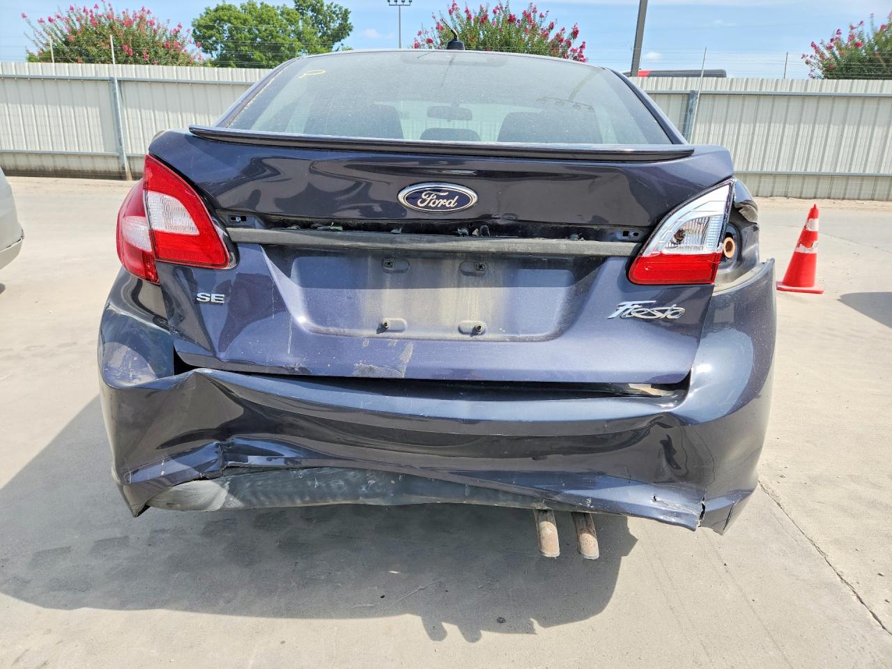 2013 Ford Fiesta Se Blue vin: 3FADP4BJXDM130726
