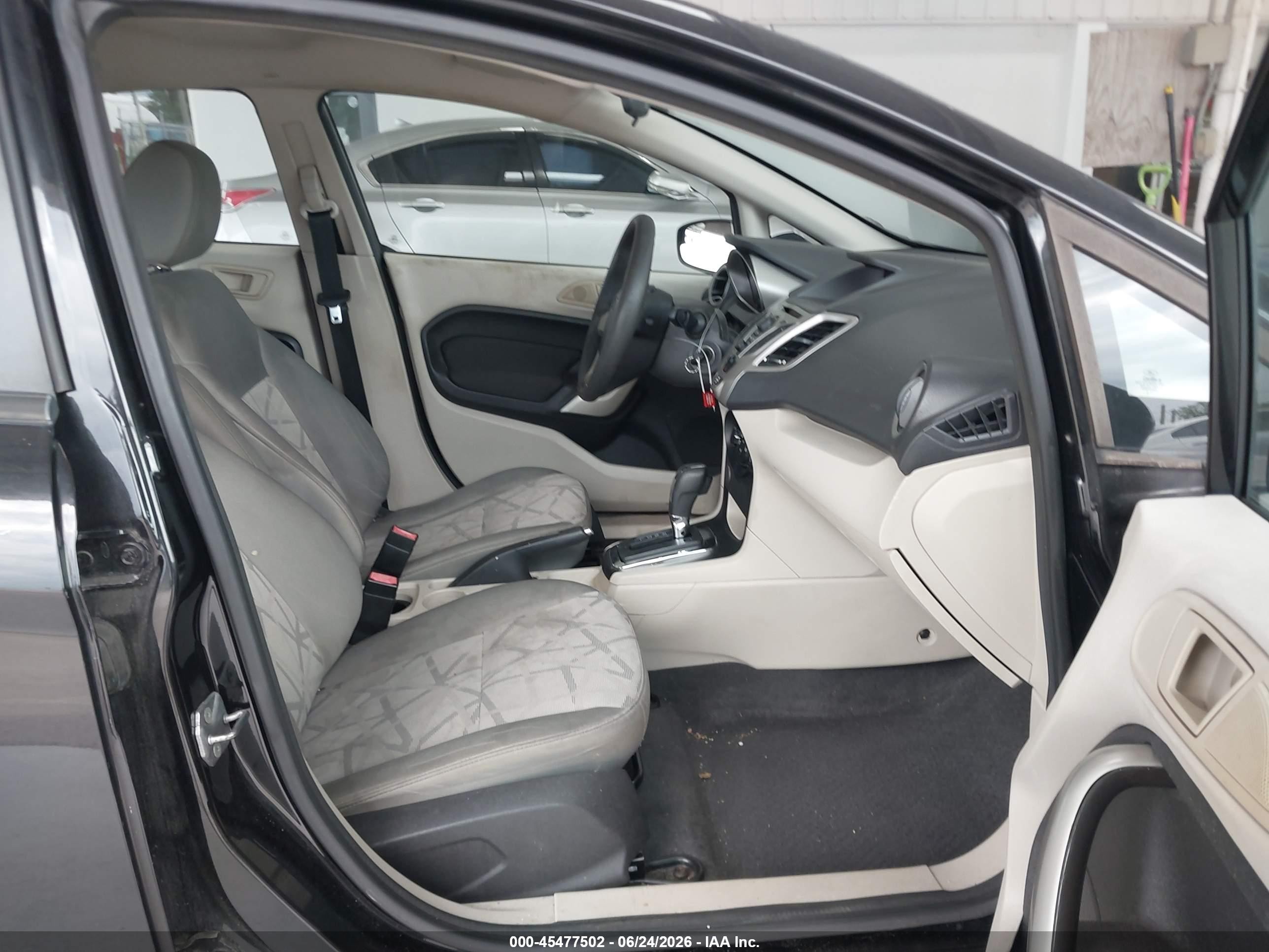 2013 Ford Fiesta Se Black vin: 3FADP4BJXDM170689