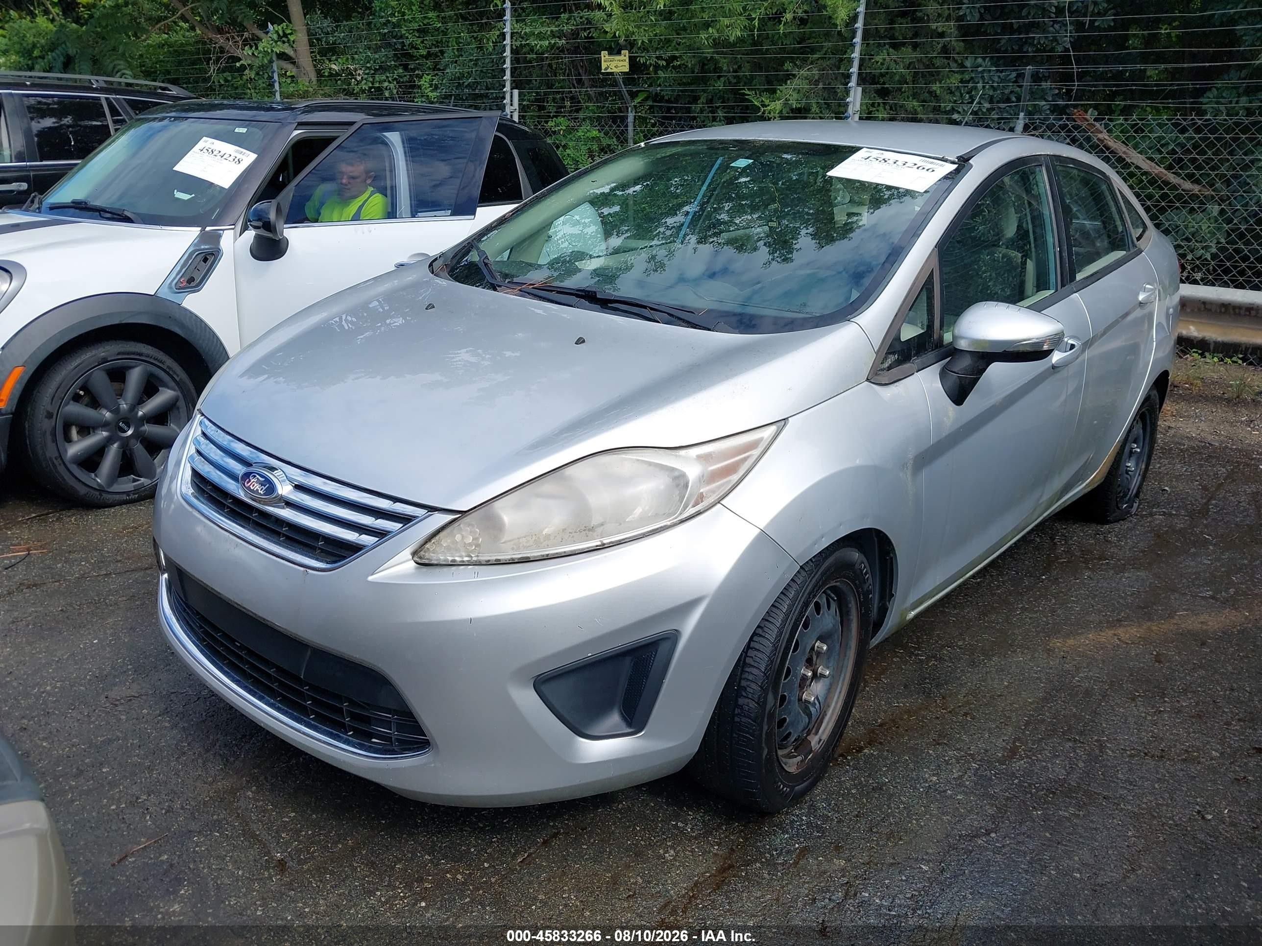 2013 Ford Fiesta Se Silver vin: 3FADP4BJXDM183460