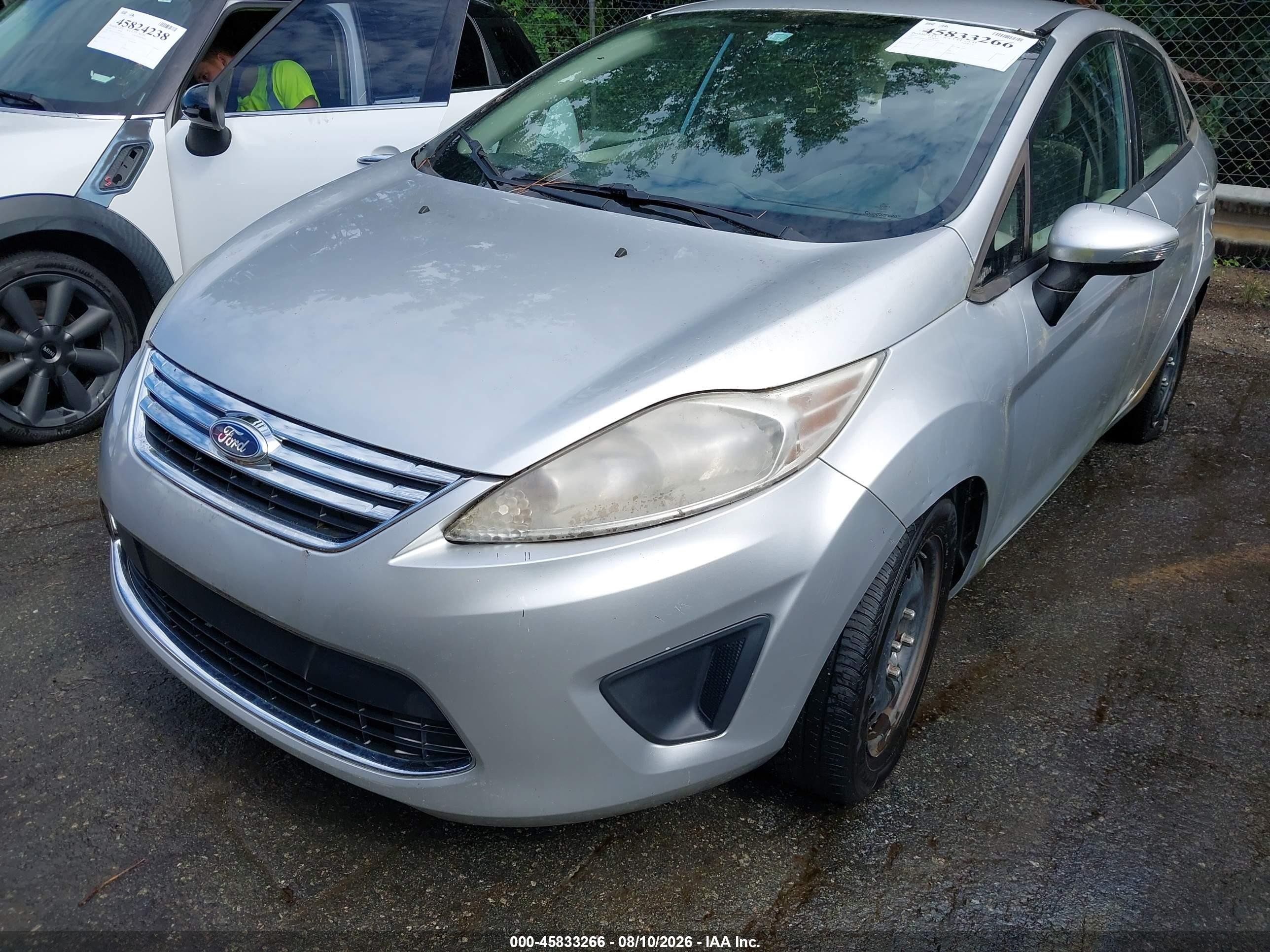 2013 Ford Fiesta Se Silver vin: 3FADP4BJXDM183460