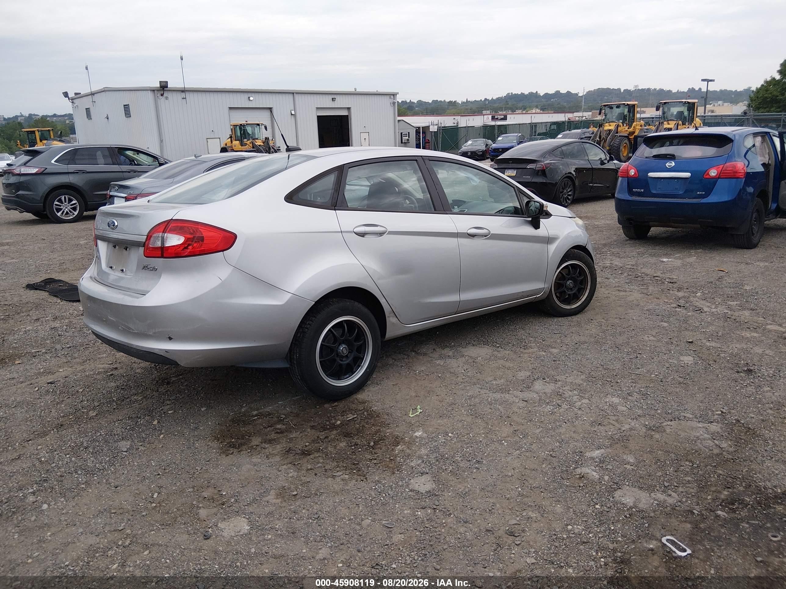 2013 Ford Fiesta Se Silver vin: 3FADP4BJXDM184642
