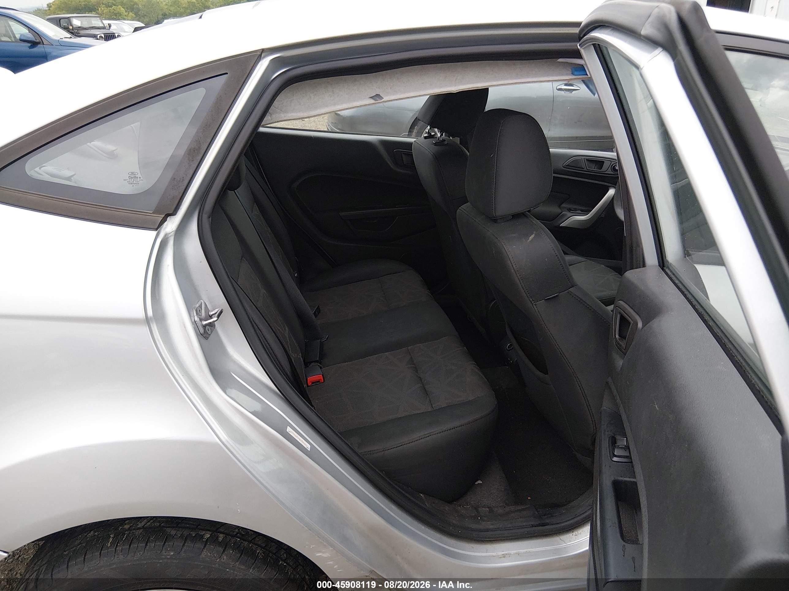 2013 Ford Fiesta Se Silver vin: 3FADP4BJXDM184642